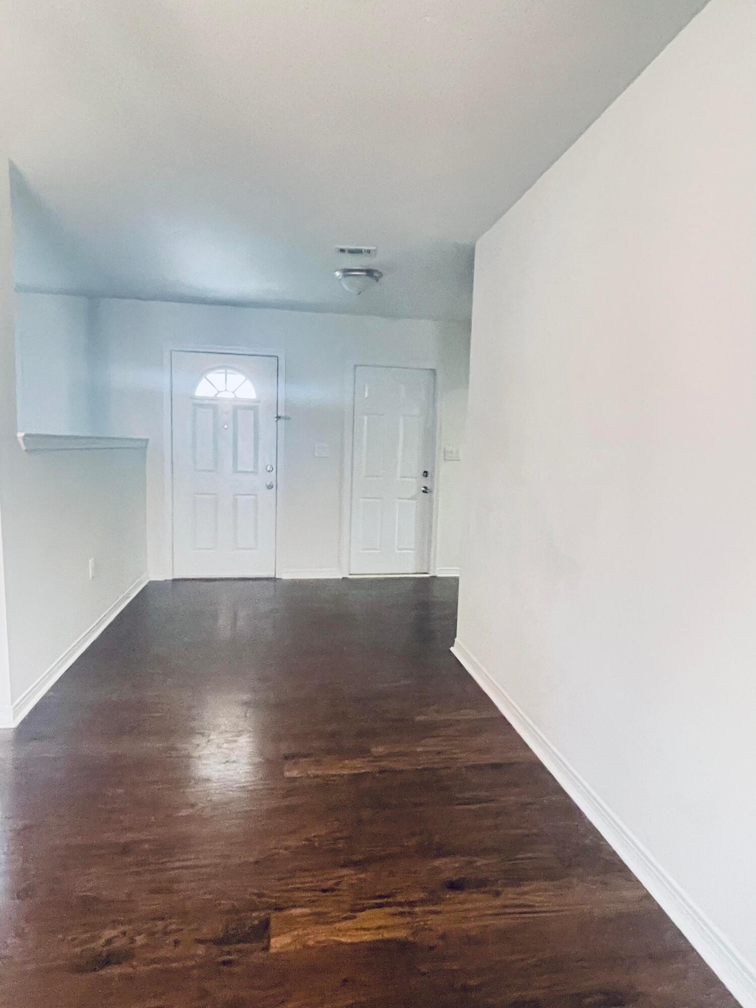 RIVERCHASE S/D PH 2 - Residential Lease