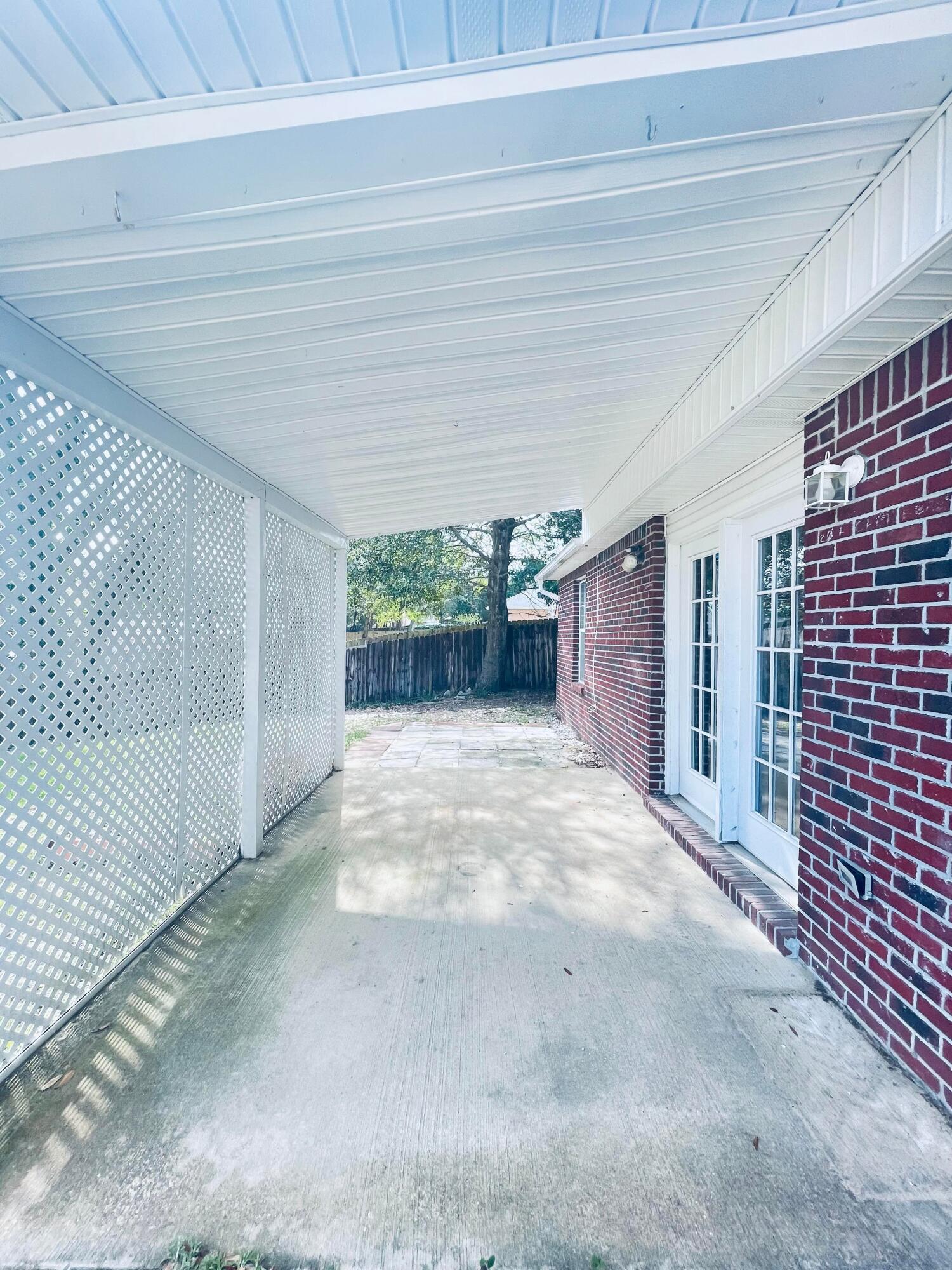 RIVERCHASE S/D PH 2 - Residential Lease