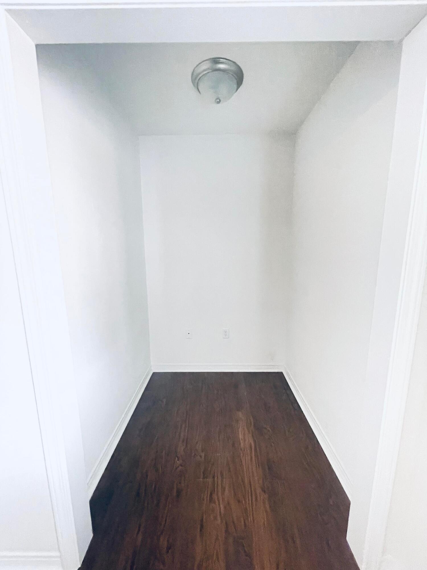 RIVERCHASE S/D PH 2 - Residential Lease