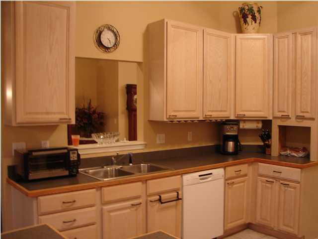 HUNTINGTON S/D PH 3 - Residential Lease