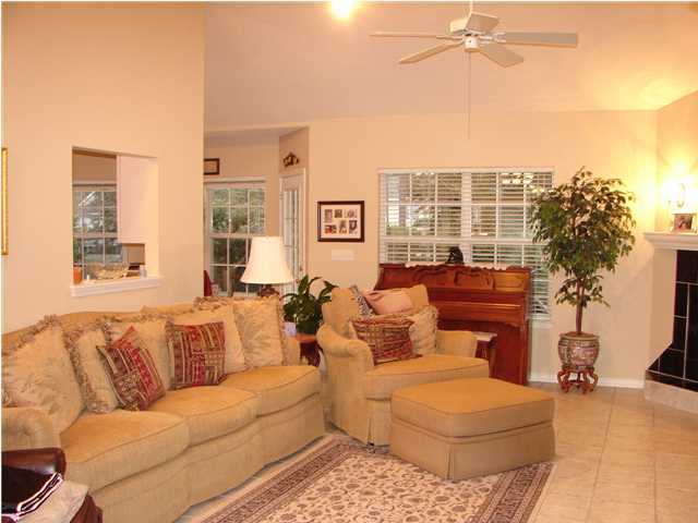 HUNTINGTON S/D PH 3 - Residential Lease