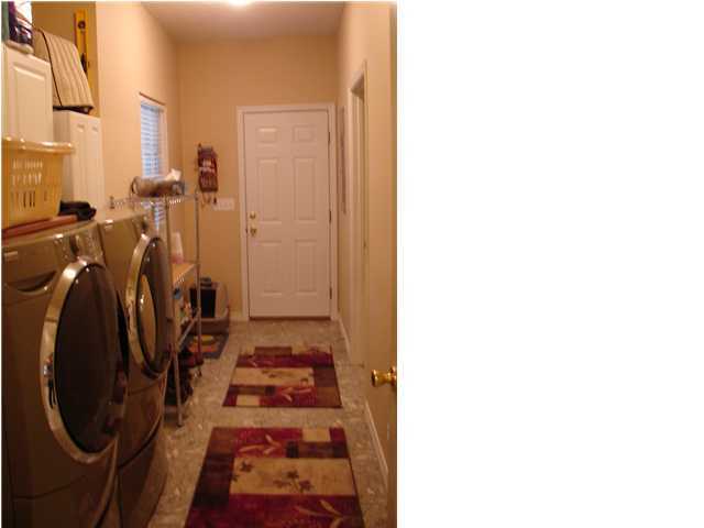HUNTINGTON S/D PH 3 - Residential Lease