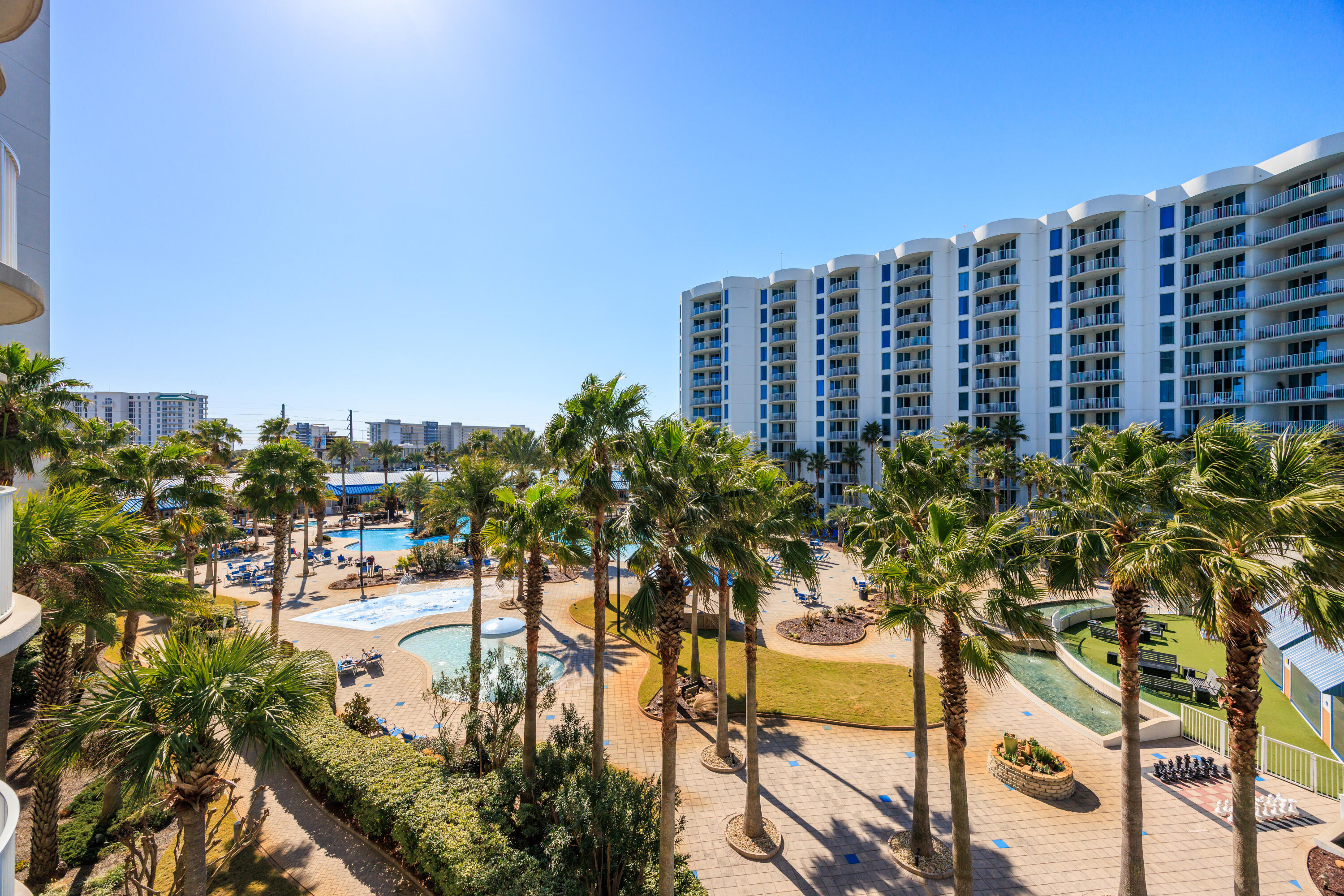 THE PALMS OF DESTIN - Residential