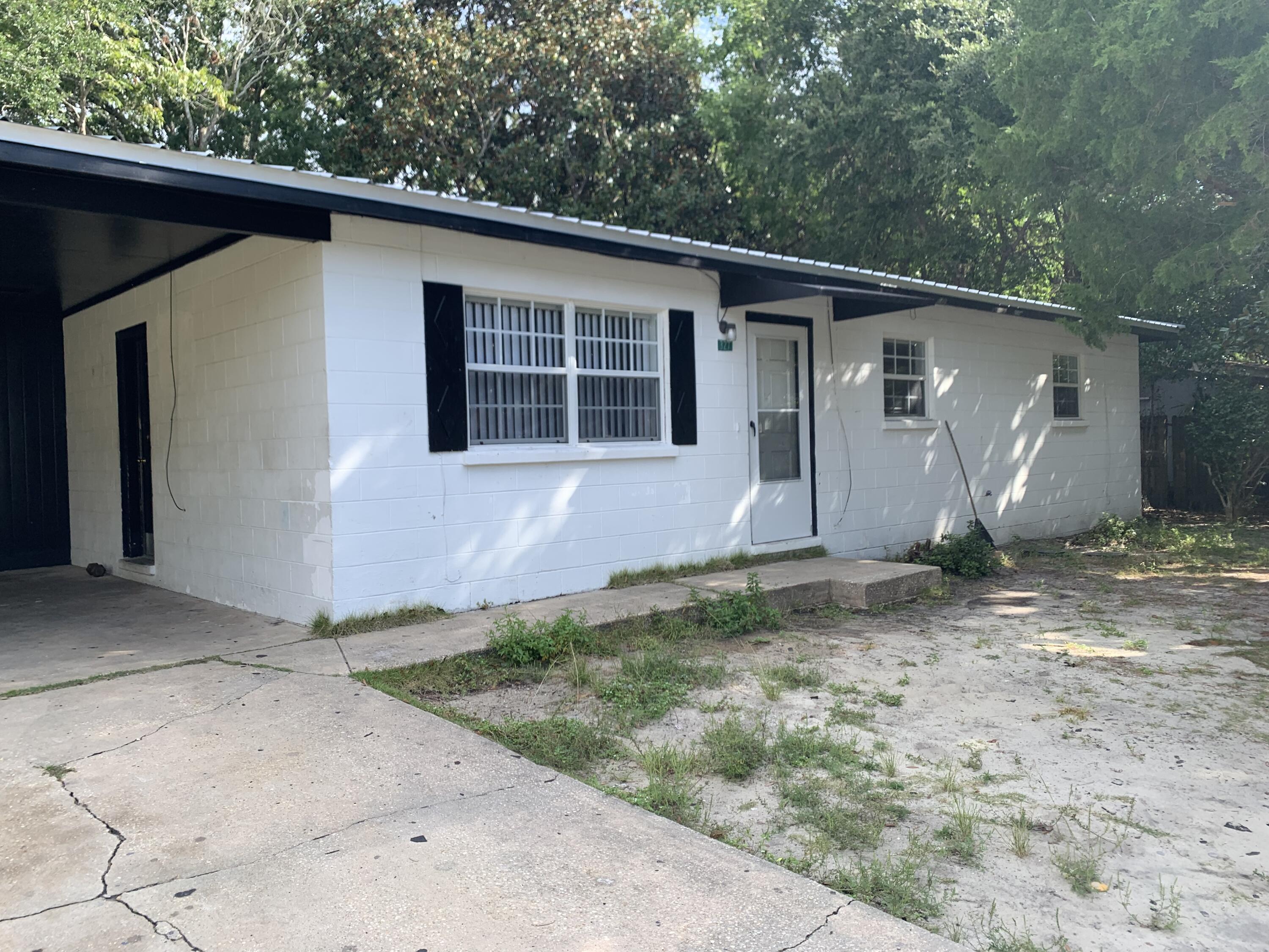 OAKLAND HEIGHTS - Residential Lease