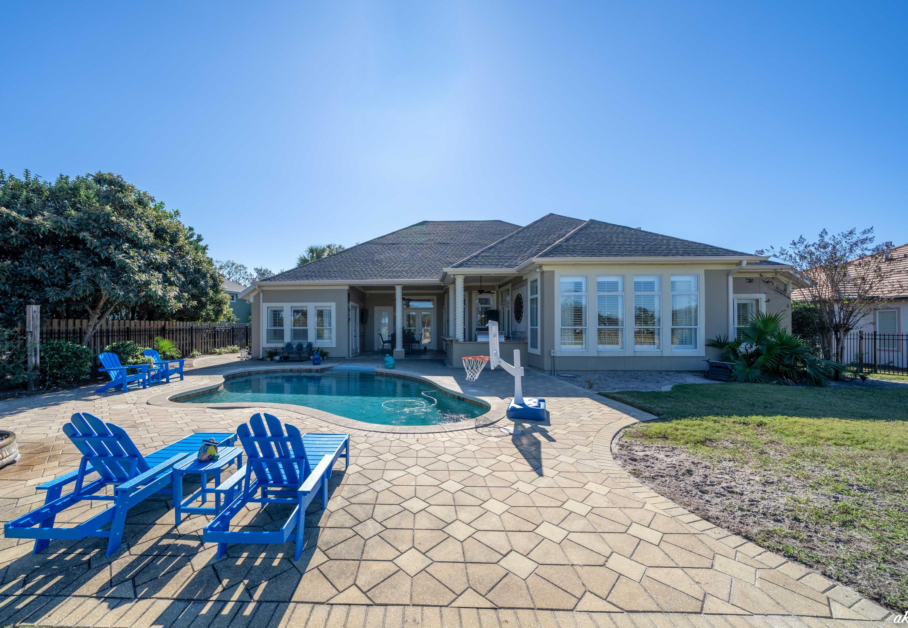 DRAGON'S RIDGE - Residential Lease