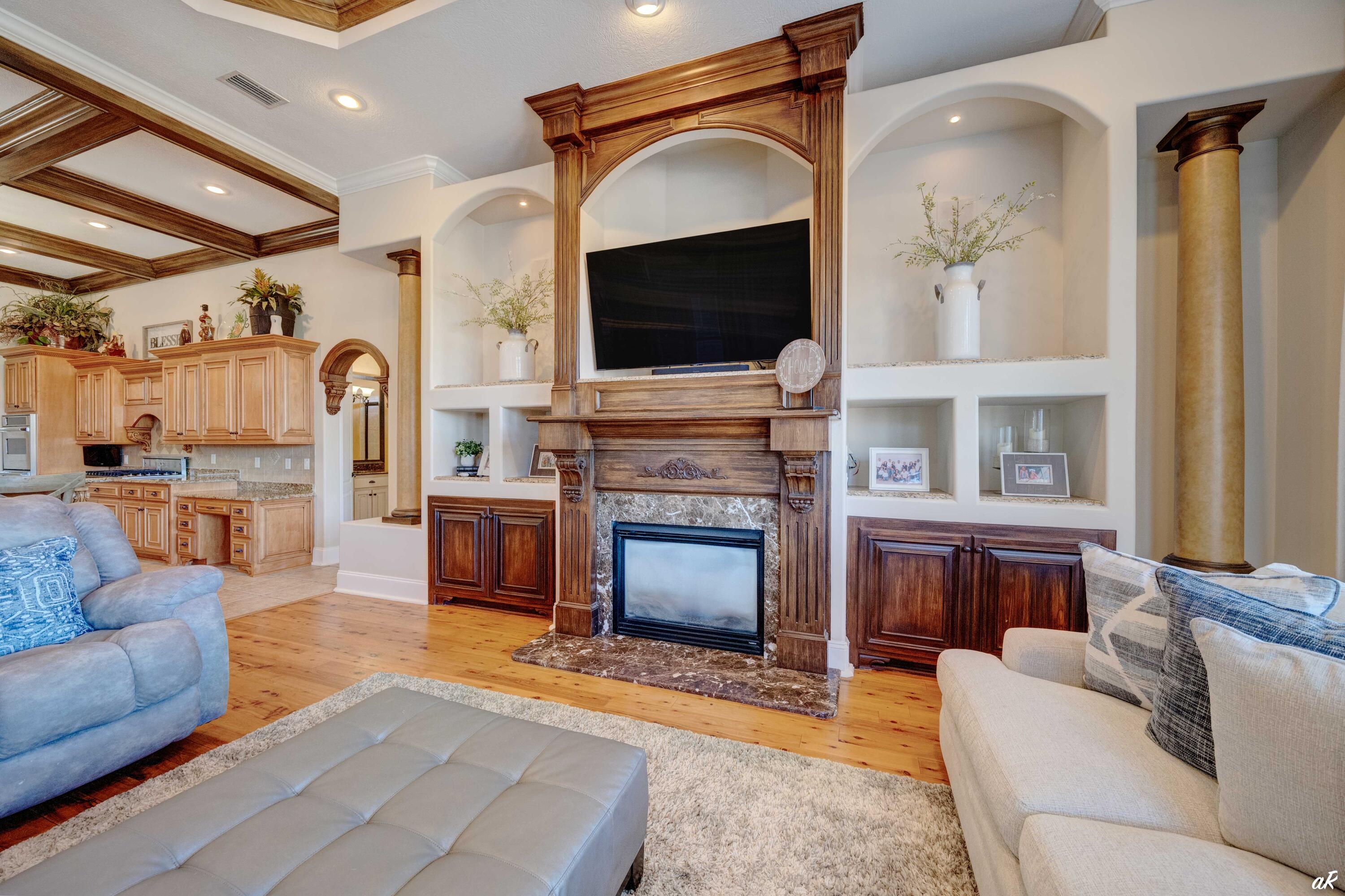 DRAGON'S RIDGE - Residential Lease