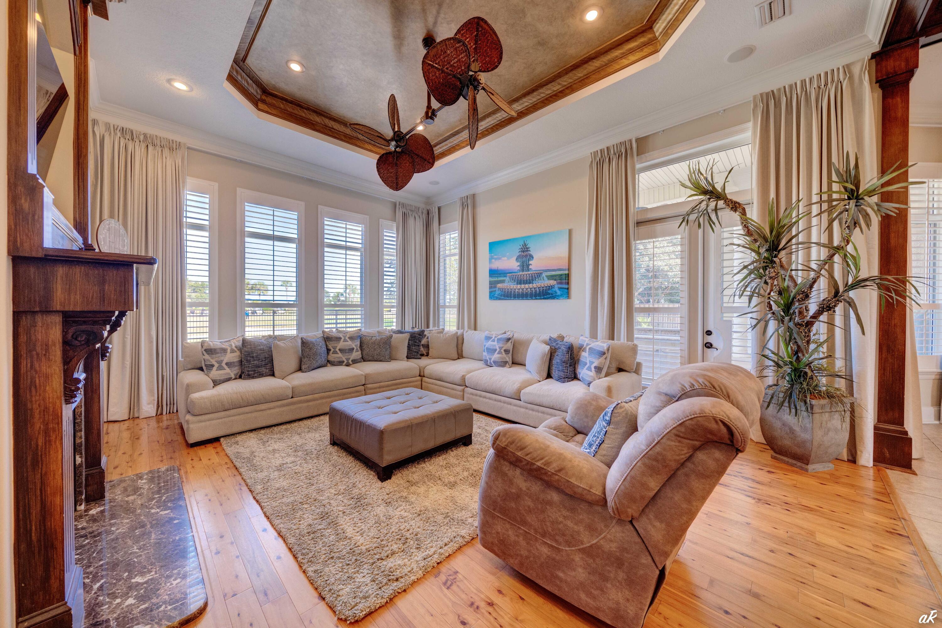 DRAGON'S RIDGE - Residential Lease