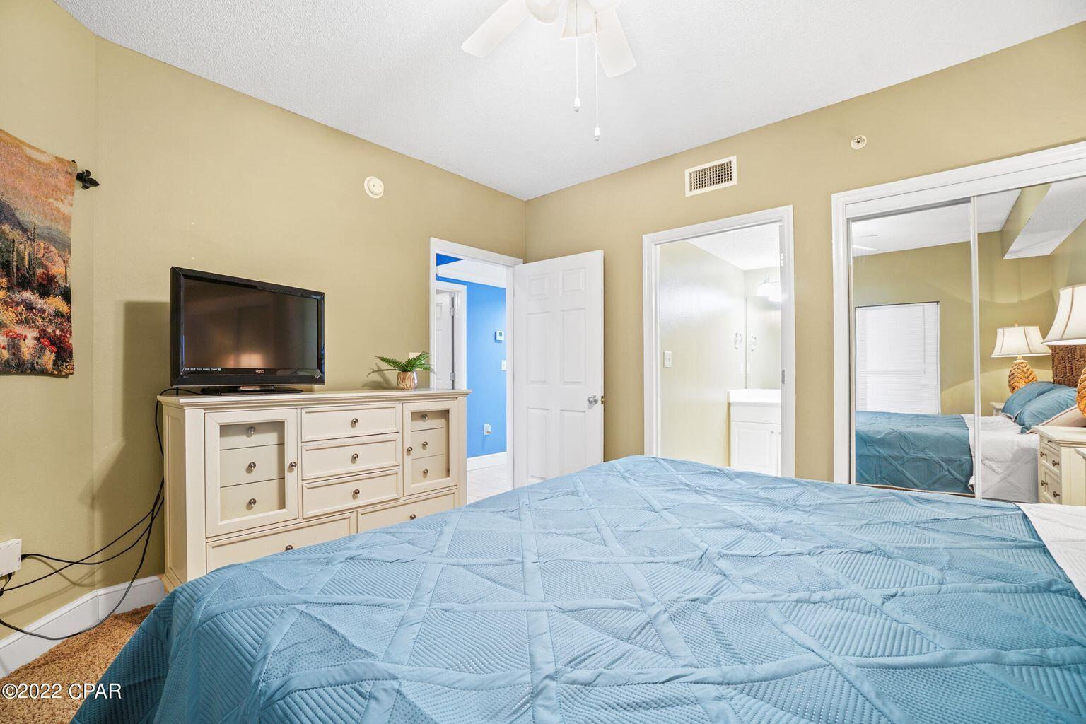 MAJESTIC BEACH TOWERS I - Residential