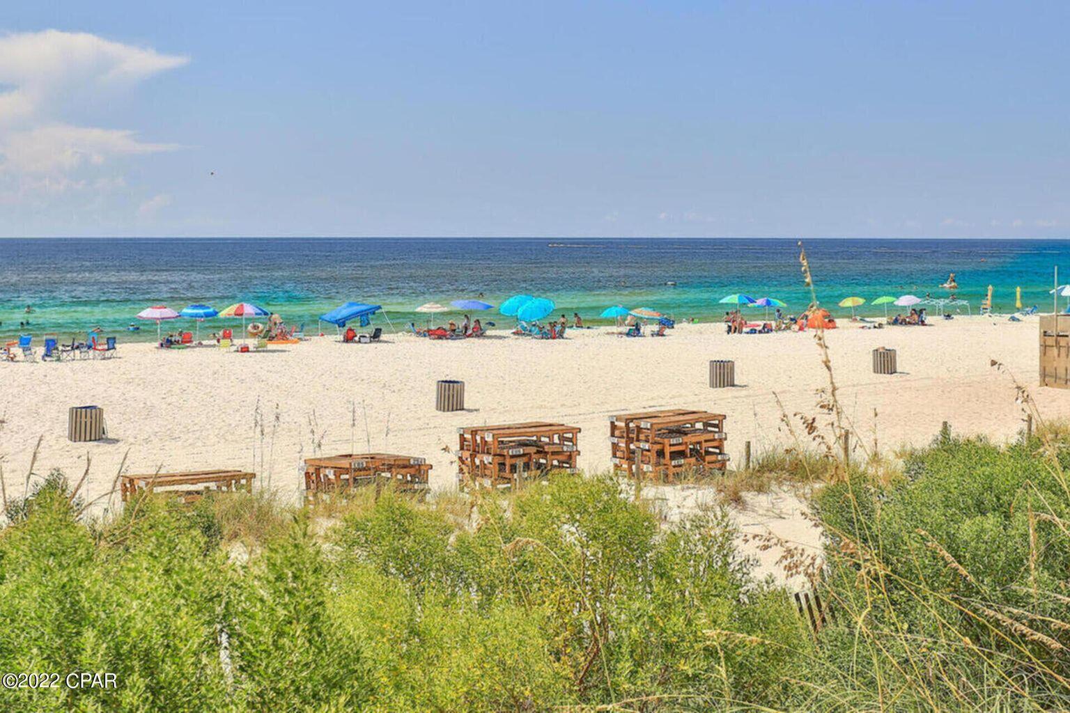 MAJESTIC BEACH TOWERS I - Residential