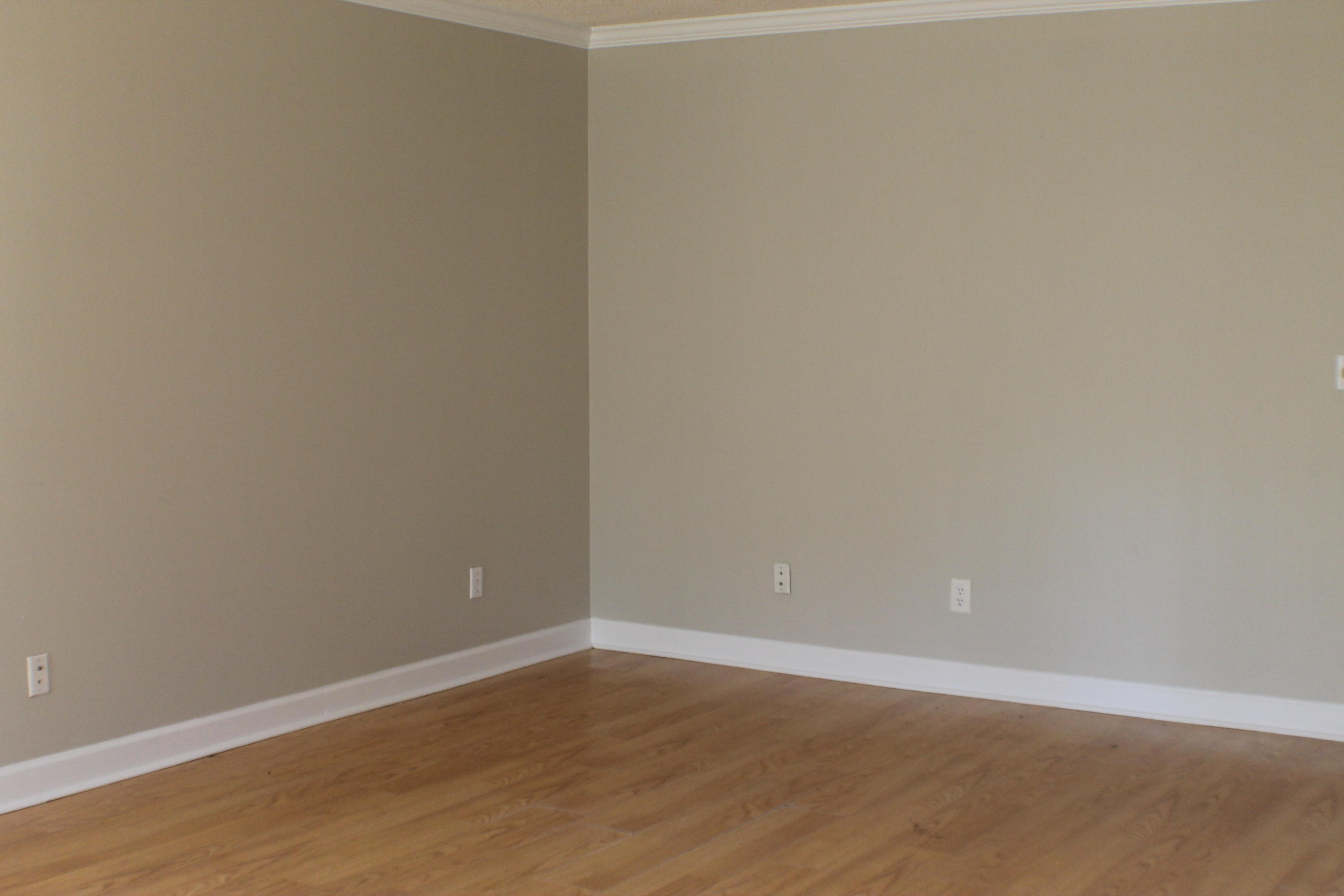 ROYAL OAKS S/D - Residential Lease