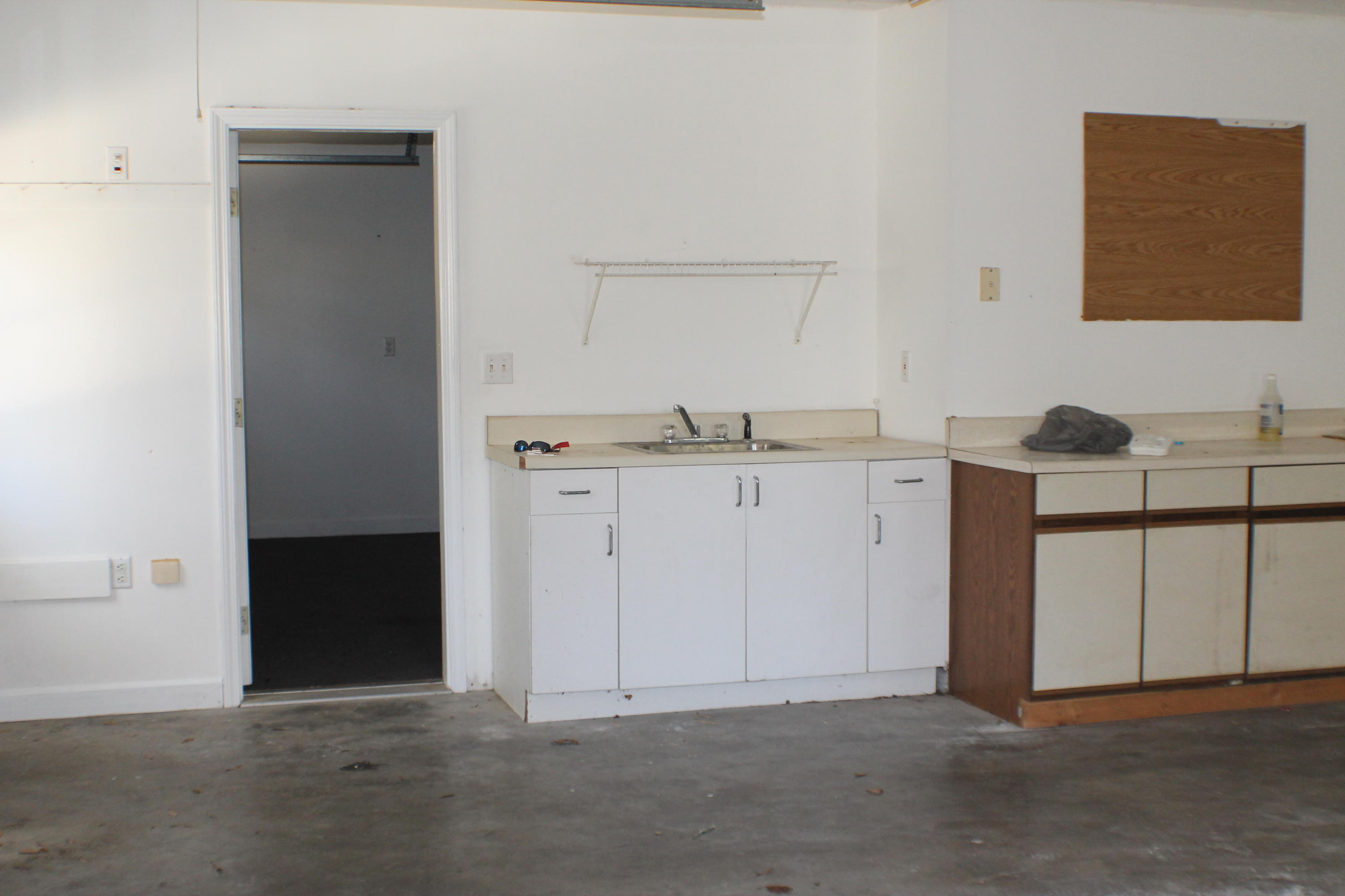 ROYAL OAKS S/D - Residential Lease