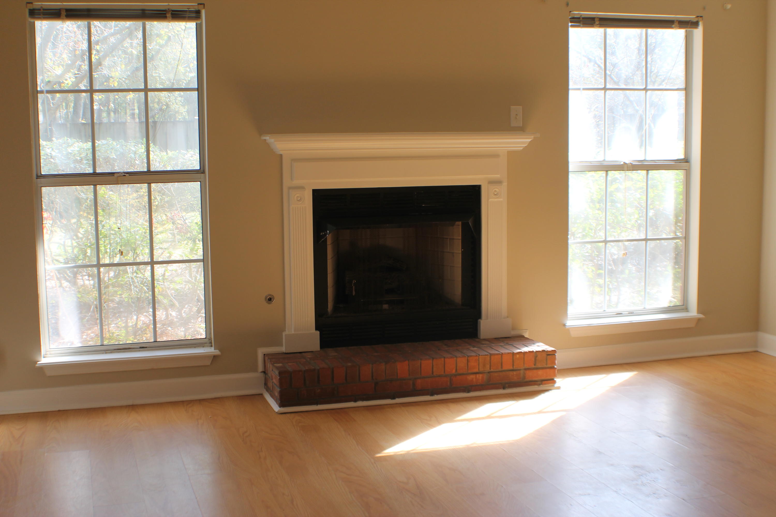 ROYAL OAKS S/D - Residential Lease