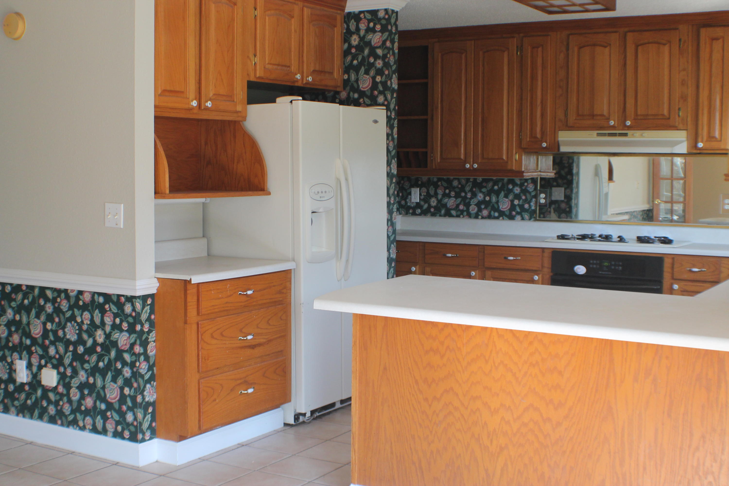 ROYAL OAKS S/D - Residential Lease