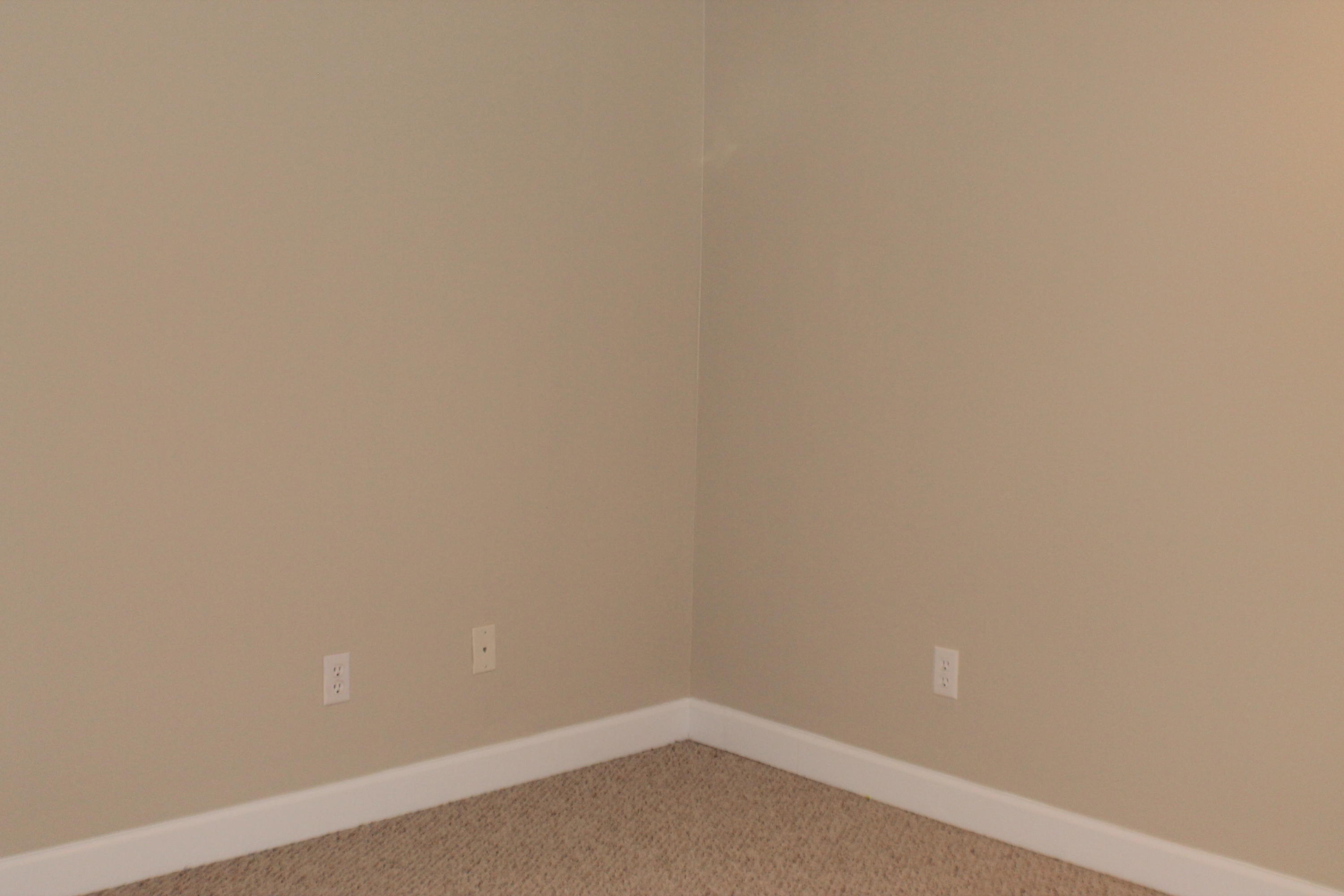 ROYAL OAKS S/D - Residential Lease