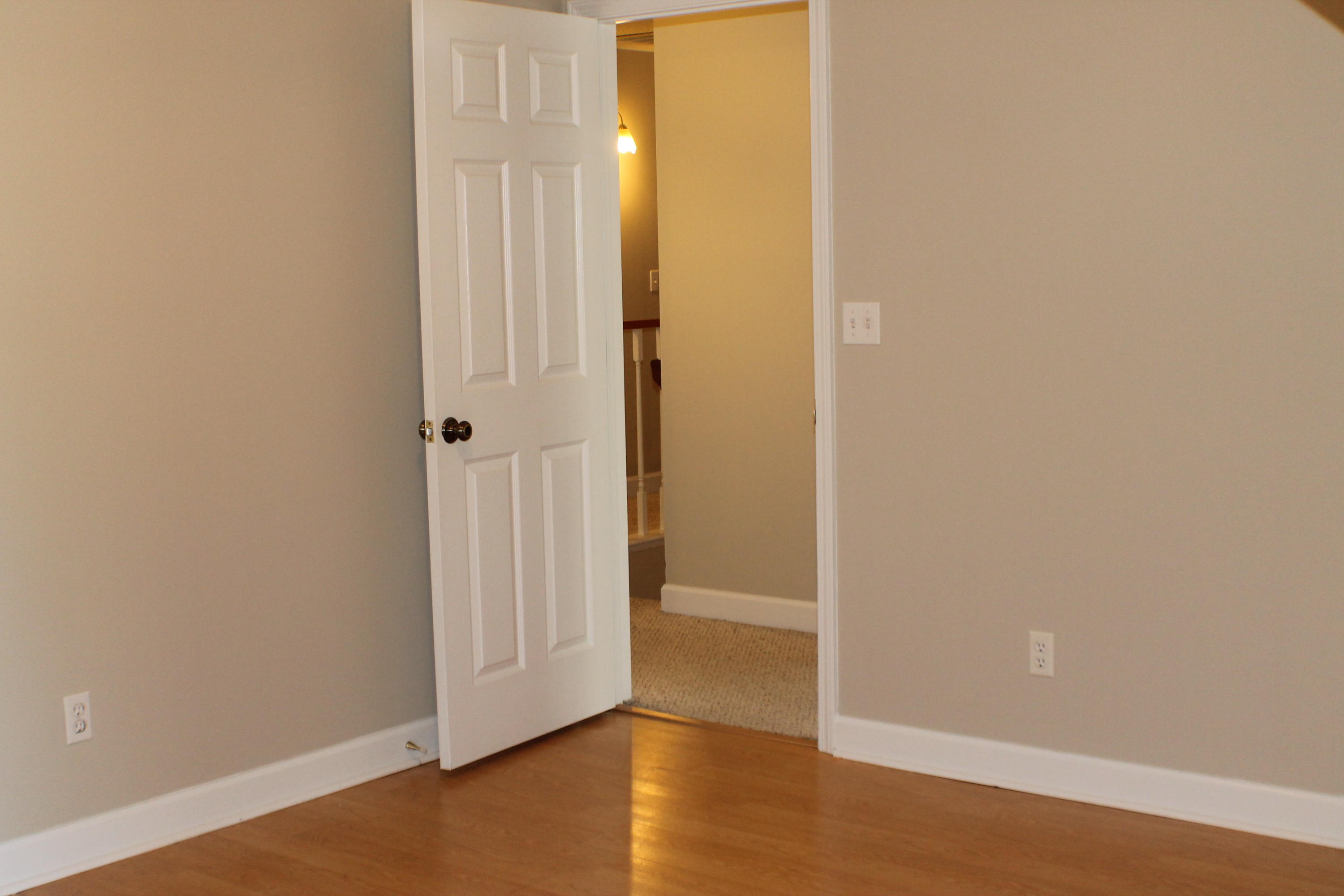 ROYAL OAKS S/D - Residential Lease