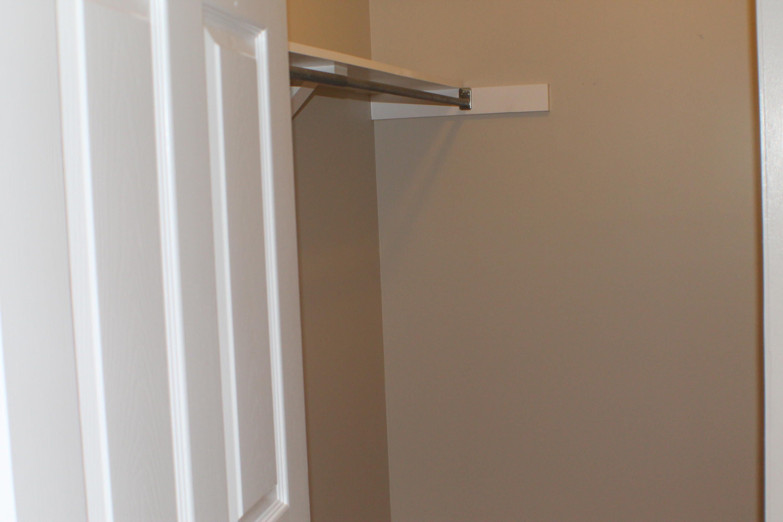 ROYAL OAKS S/D - Residential Lease