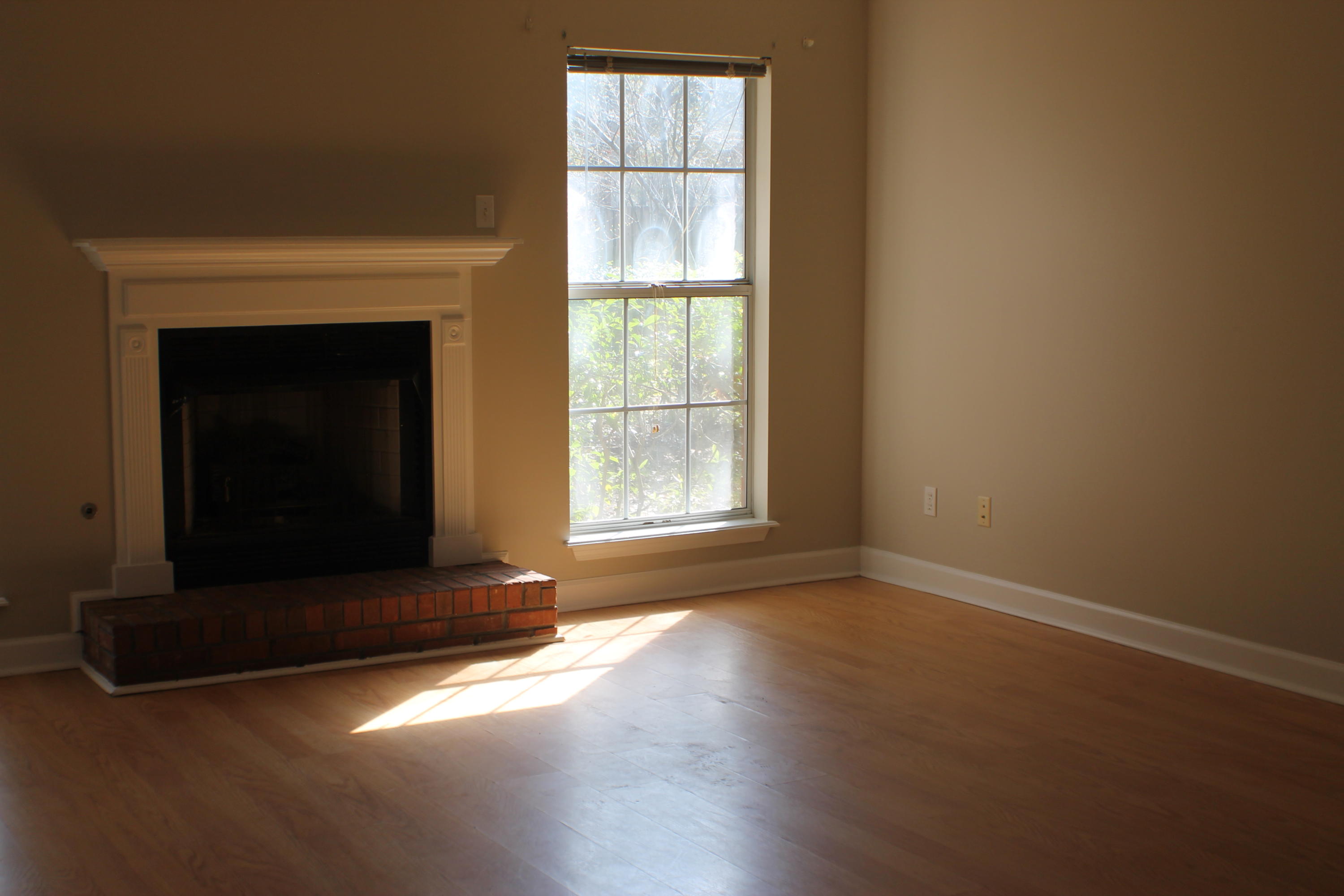 ROYAL OAKS S/D - Residential Lease