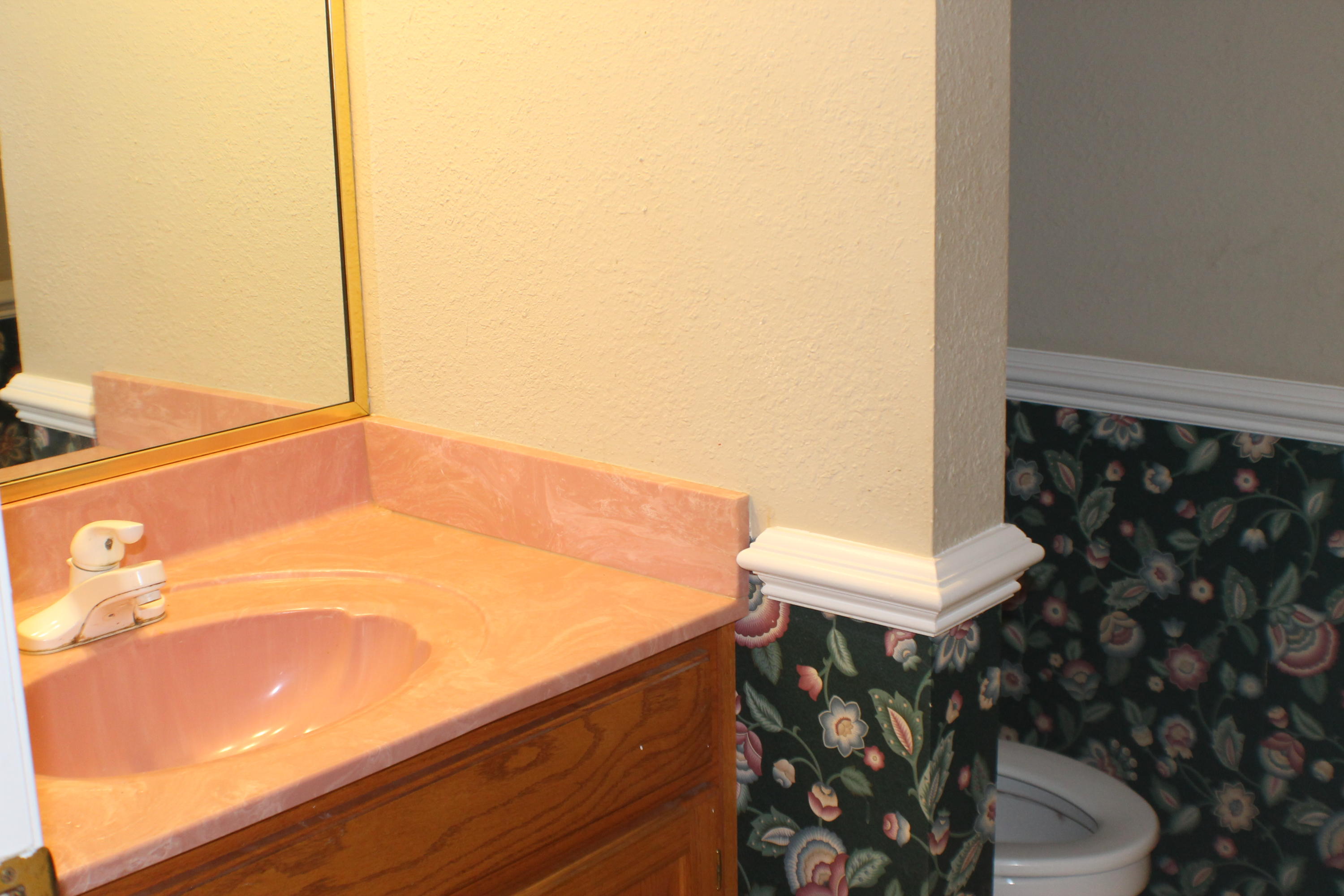 ROYAL OAKS S/D - Residential Lease