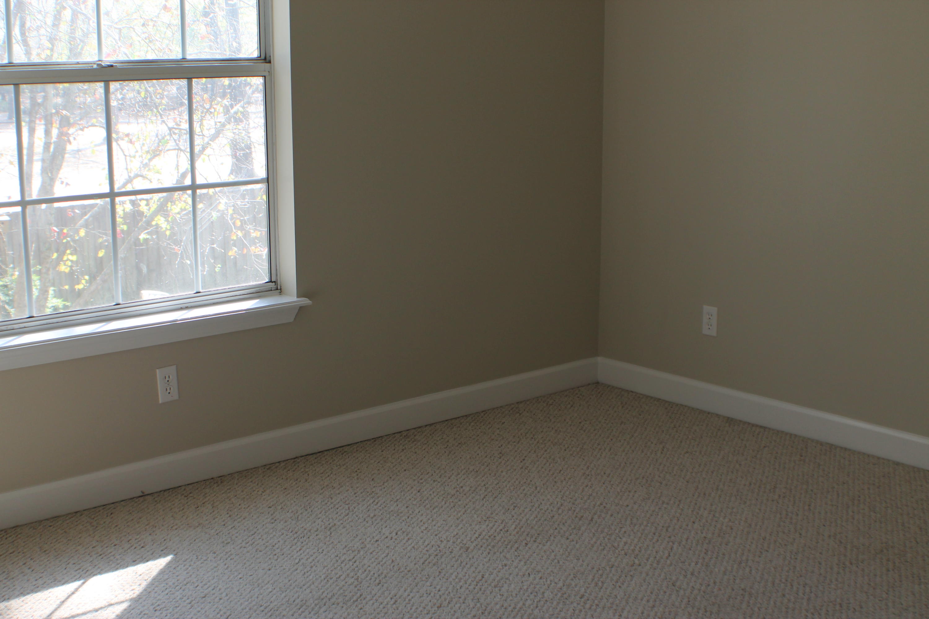 ROYAL OAKS S/D - Residential Lease