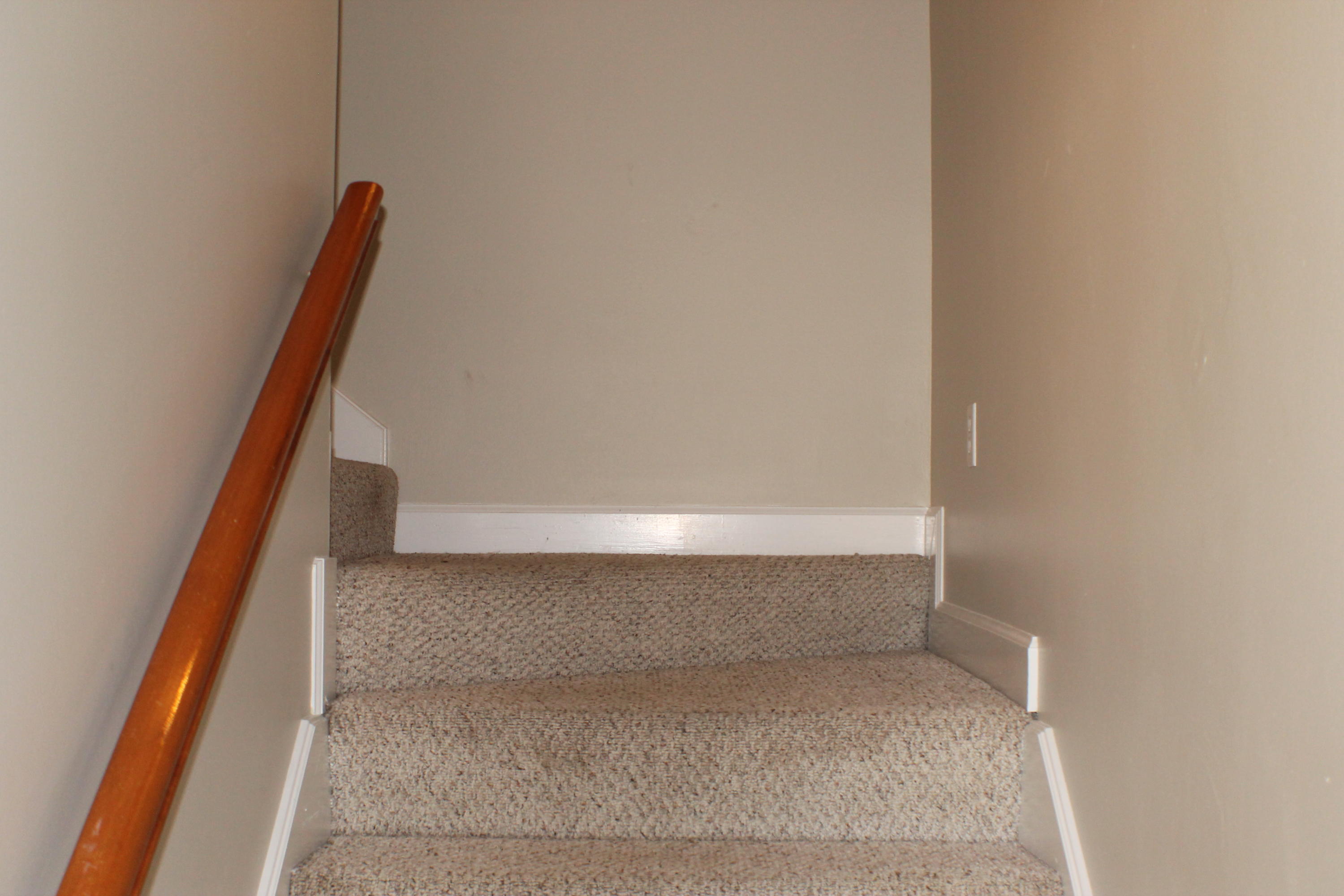 ROYAL OAKS S/D - Residential Lease