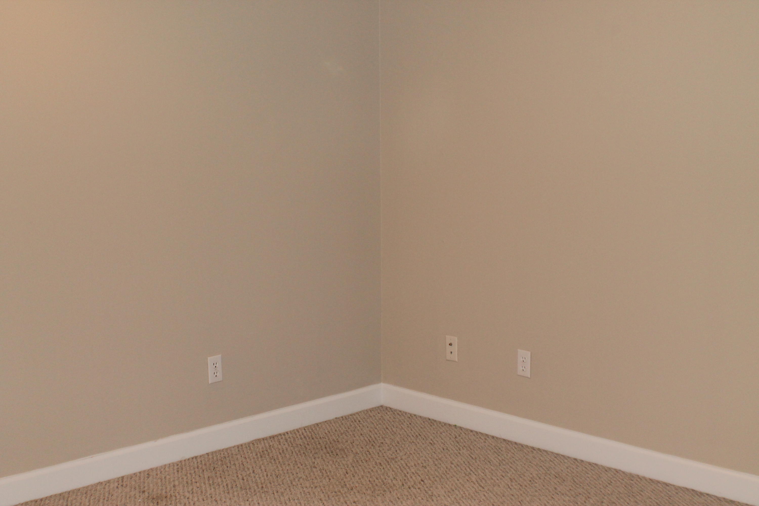 ROYAL OAKS S/D - Residential Lease