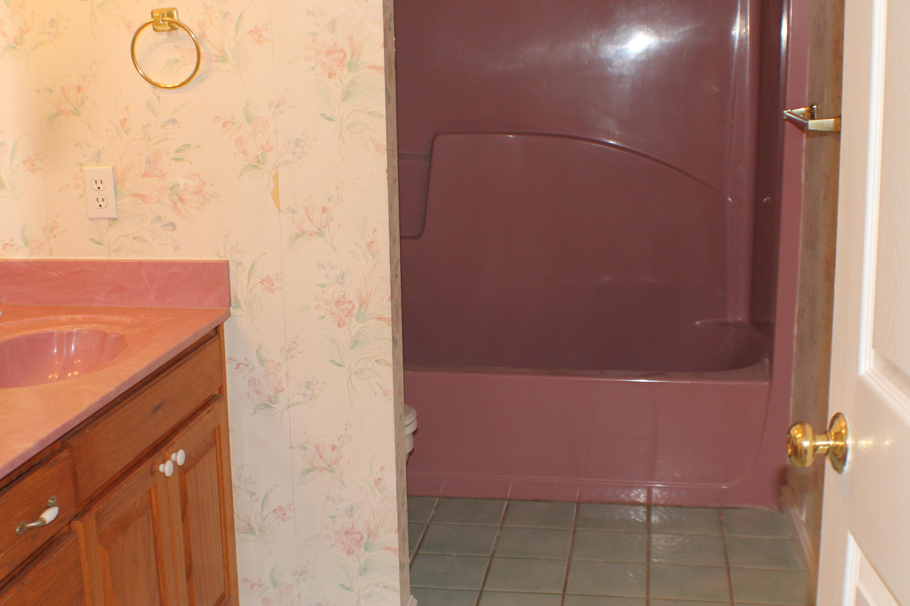 ROYAL OAKS S/D - Residential Lease