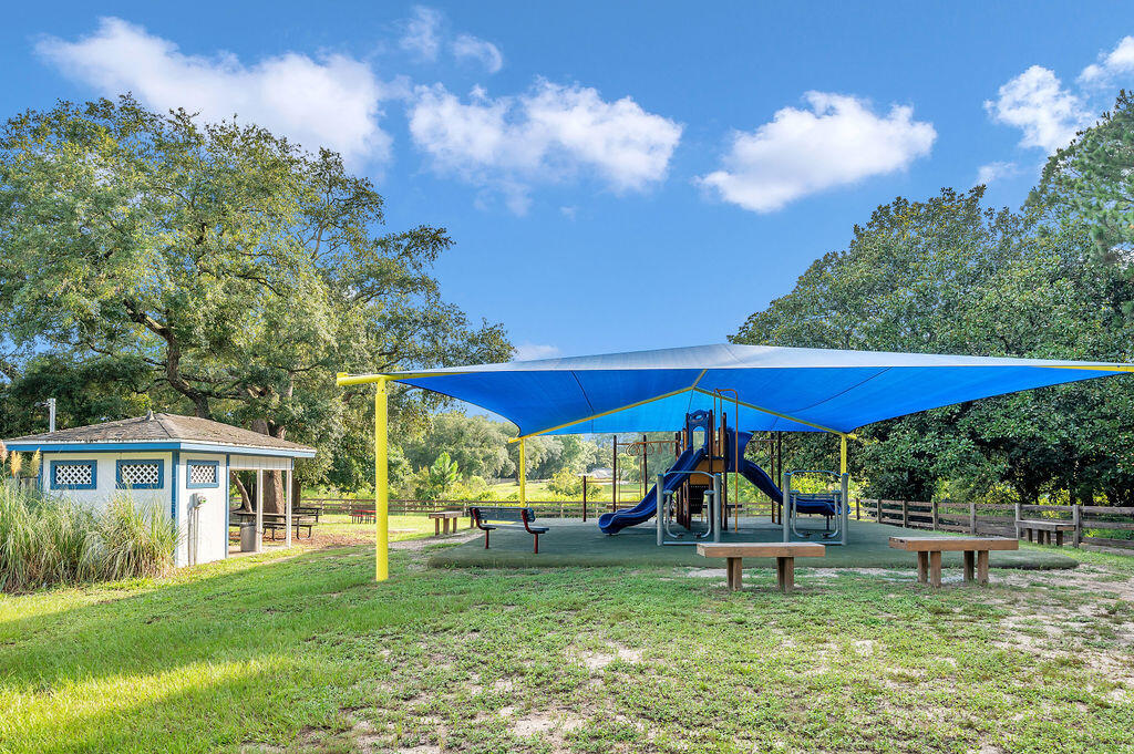 PARKWOOD ESTATES PH 7 - Residential