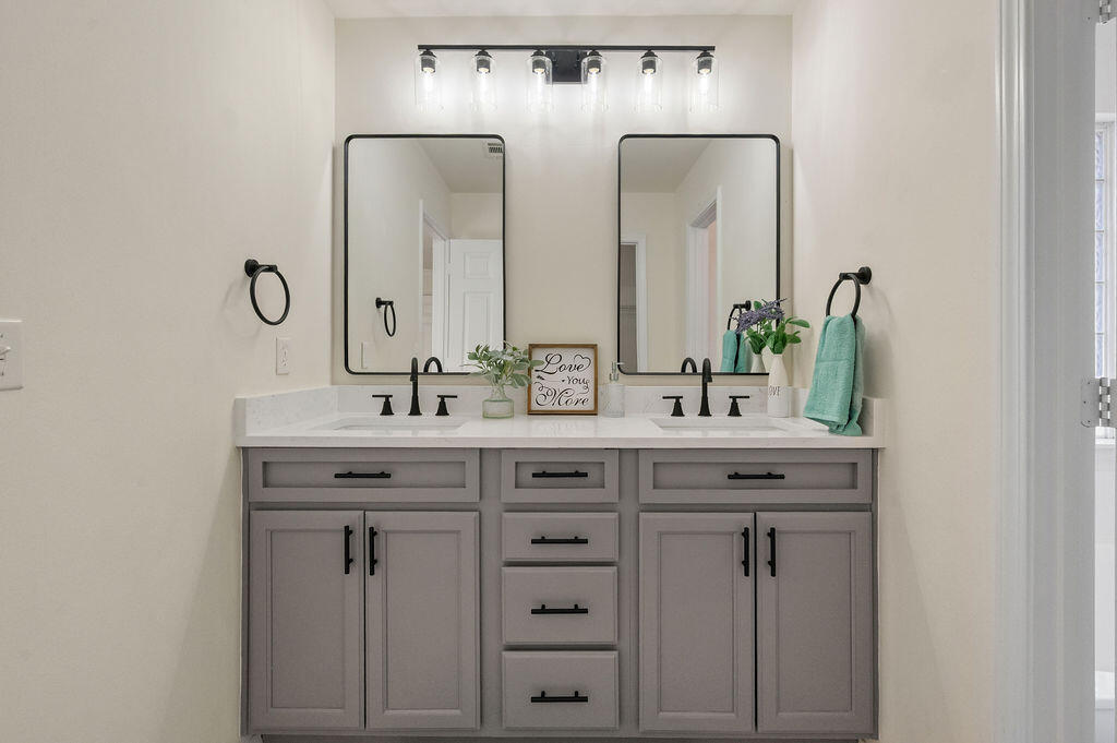 PARKWOOD ESTATES PH 7 - Residential
