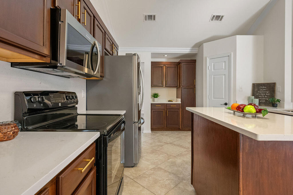 PARKWOOD ESTATES PH 7 - Residential