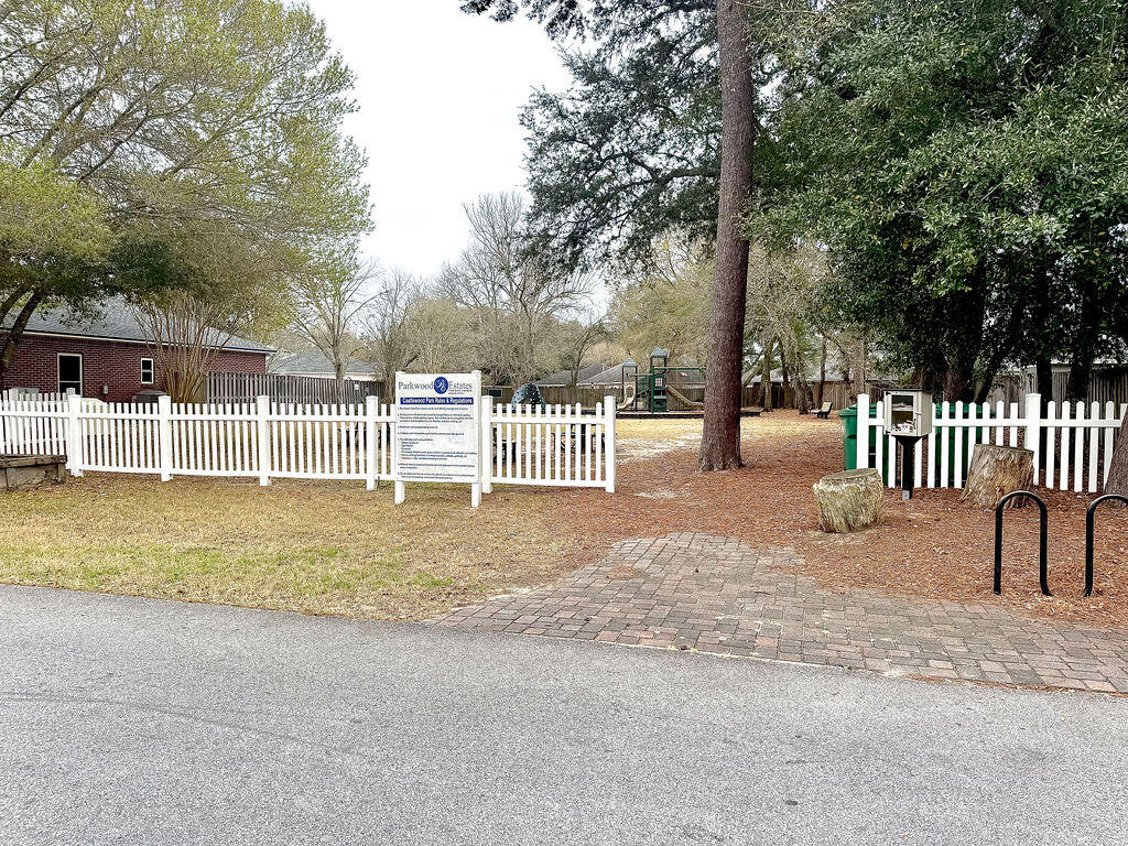 PARKWOOD ESTATES PH 7 - Residential