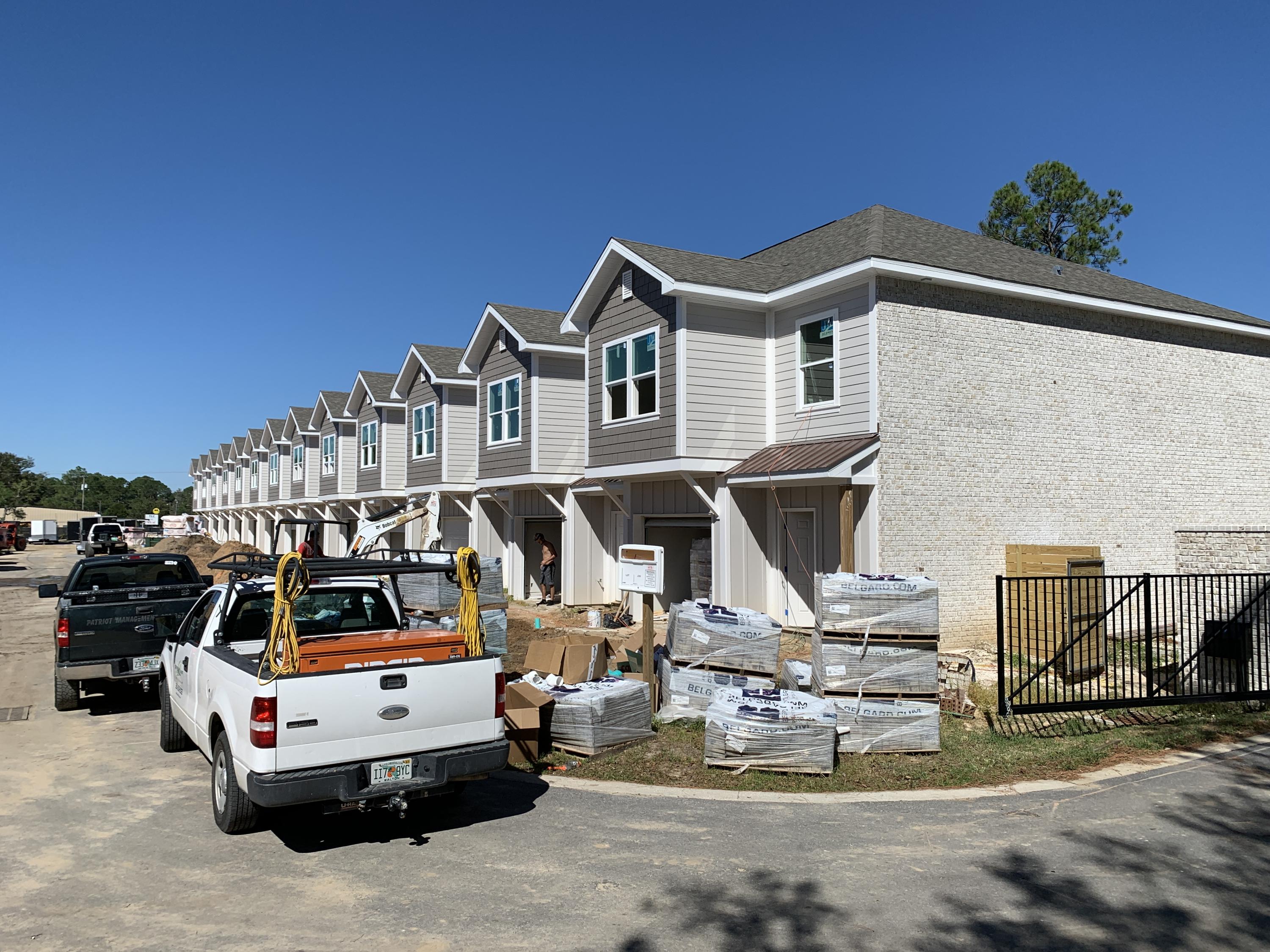 Stable Lanes - Residential