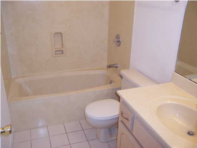 PARKWOOD AT BLUEWATE - Residential Lease