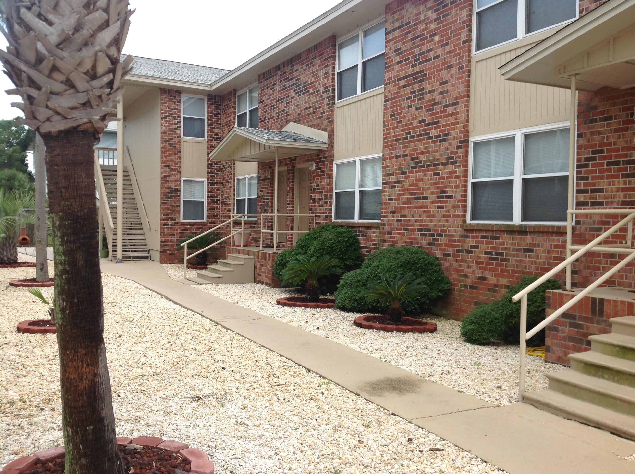 Live in the heart of Fort Walton Beach, Florida, just moments from downtown, when you choose this Okaloosa Island rental home. This unfurnished 2BR/1.5BA townhome features a cozy living area that is connected to the kitchen and dining room, a half bath on the first floor and the remaining bedrooms/bath on the second floor. You will enjoy spending the summer evenings on your private patio after a long day on the beach or out exploring the nearby shopping and dining. This rental will be available this May for a 1 year lease.
Washer and dryer are included. No Smoking and no pets.