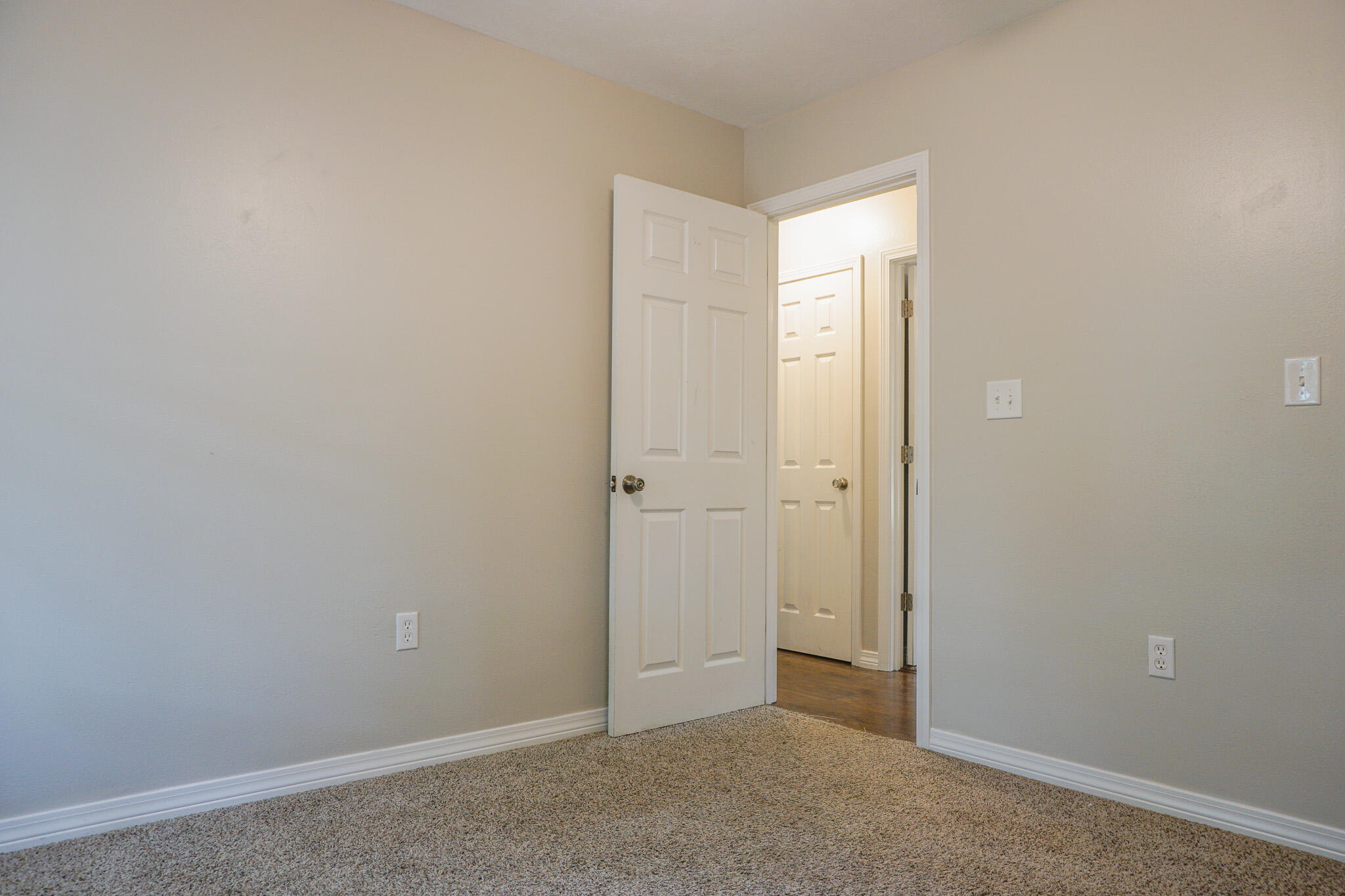 HIDDEN GLEN - Residential Lease