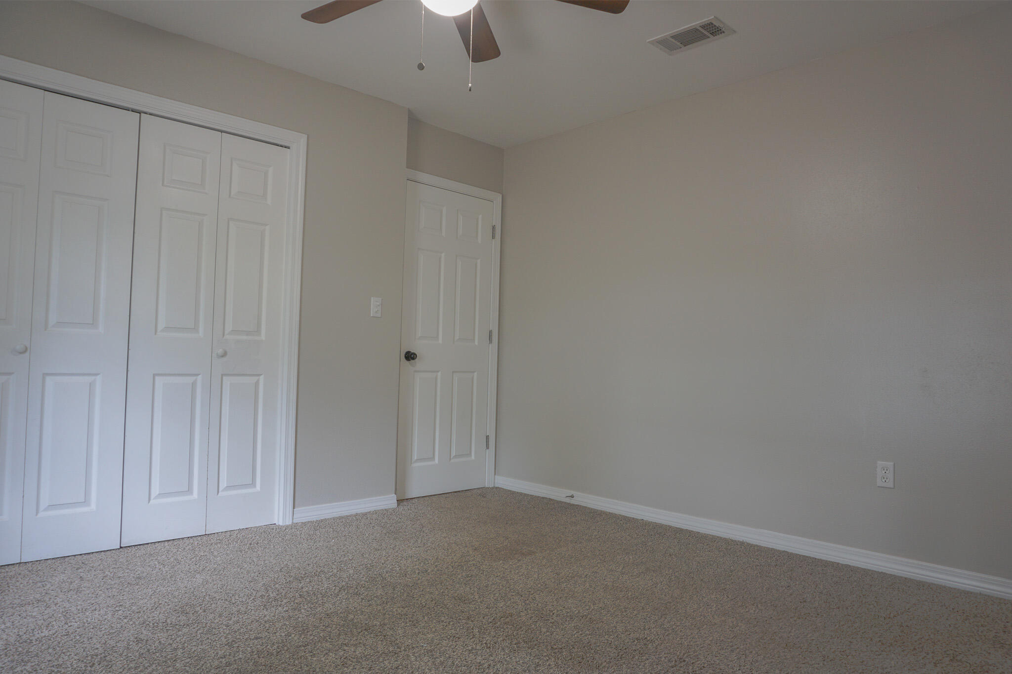 HIDDEN GLEN - Residential Lease