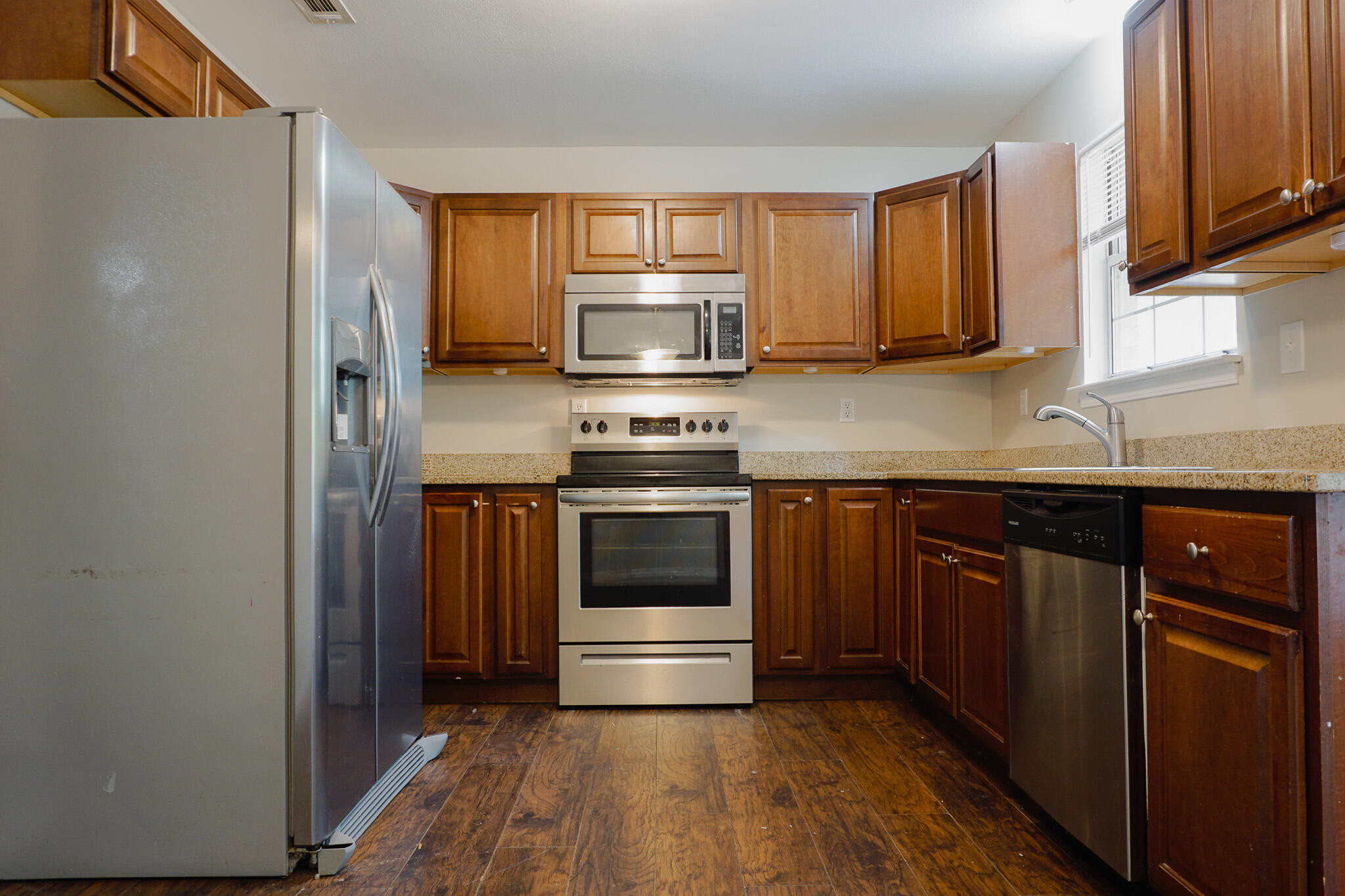 HIDDEN GLEN - Residential Lease