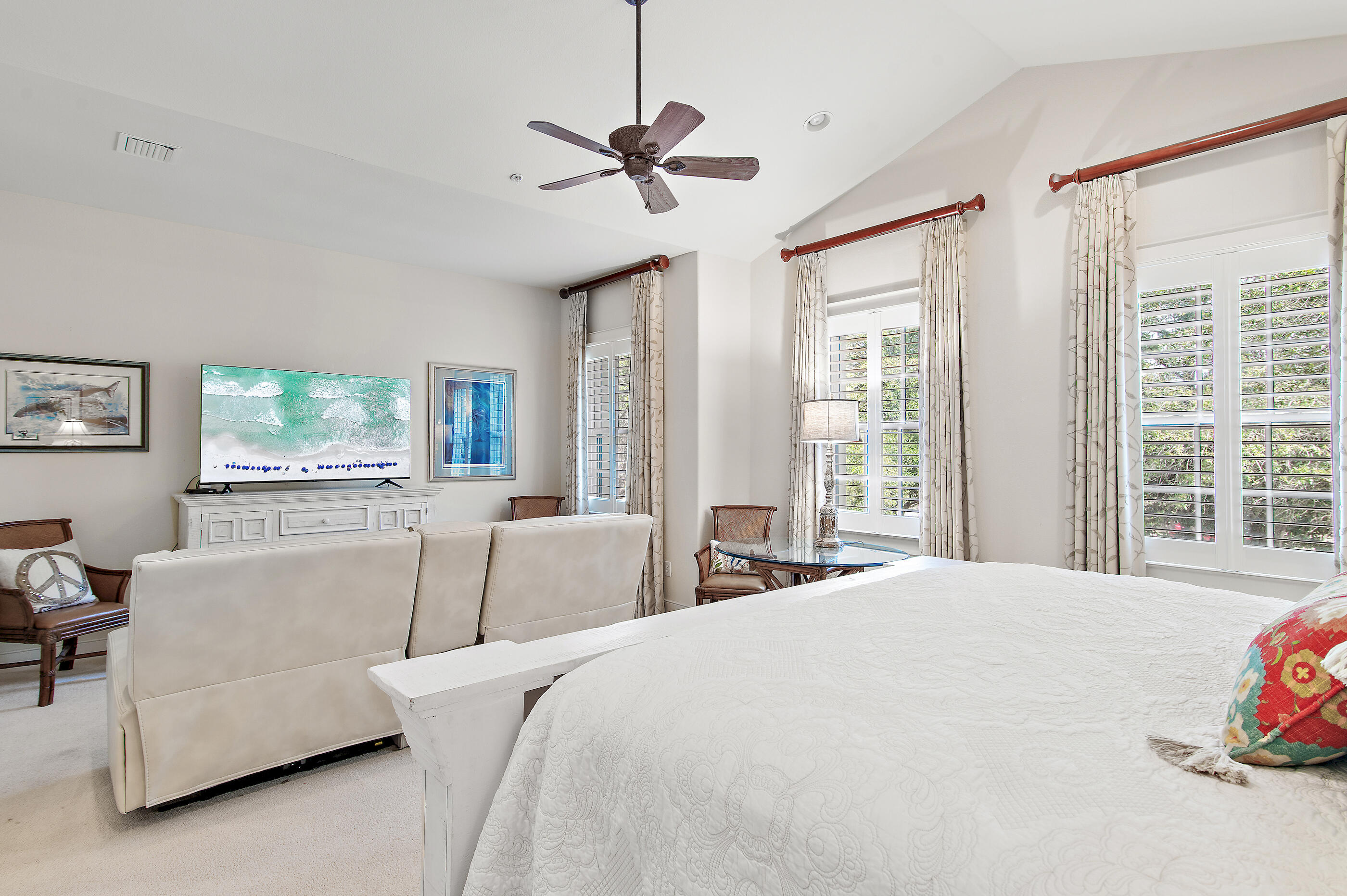 WILD HERON - CLUBSIDE II - Residential