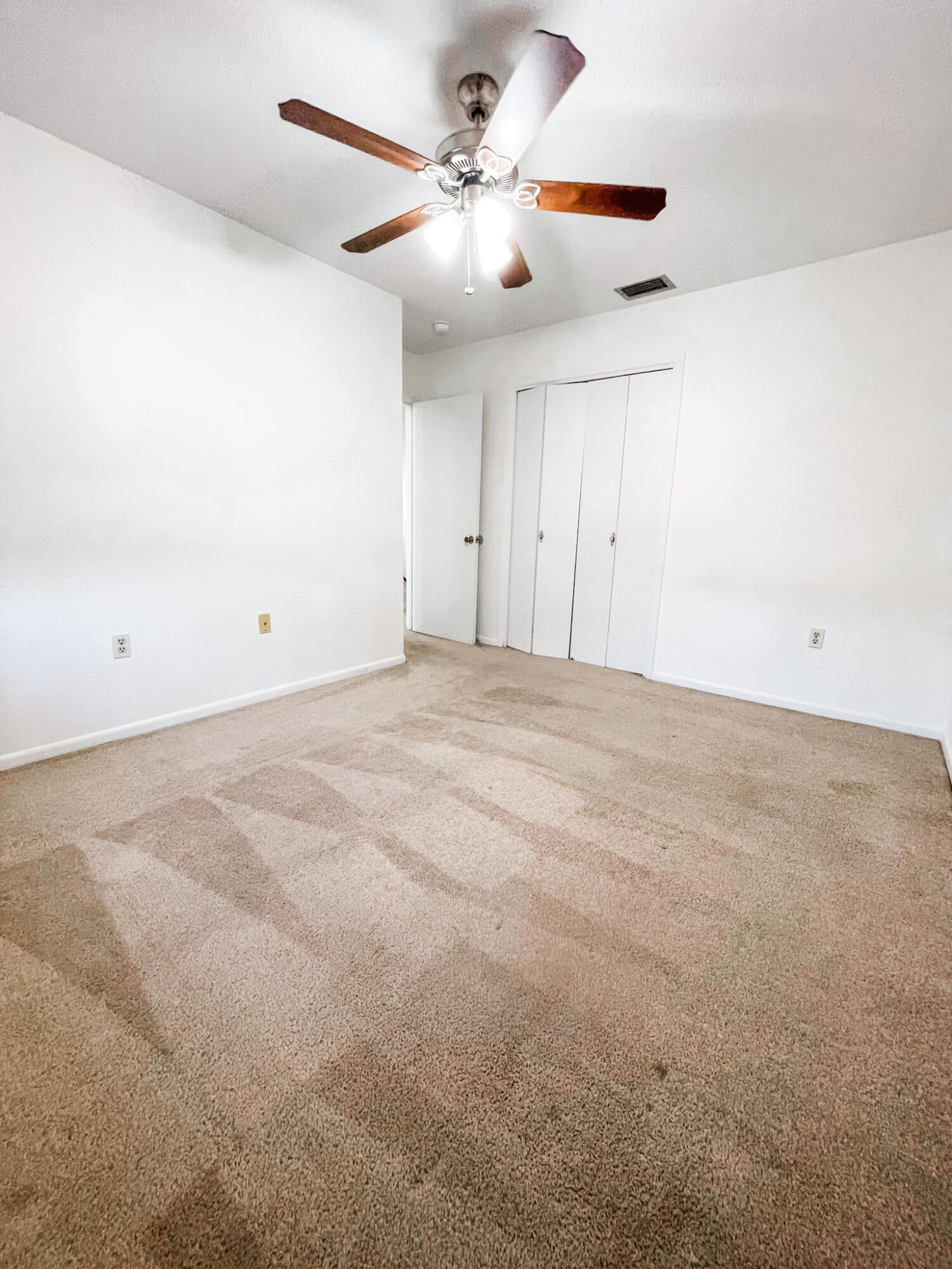 PORT DIXIE - Residential Lease