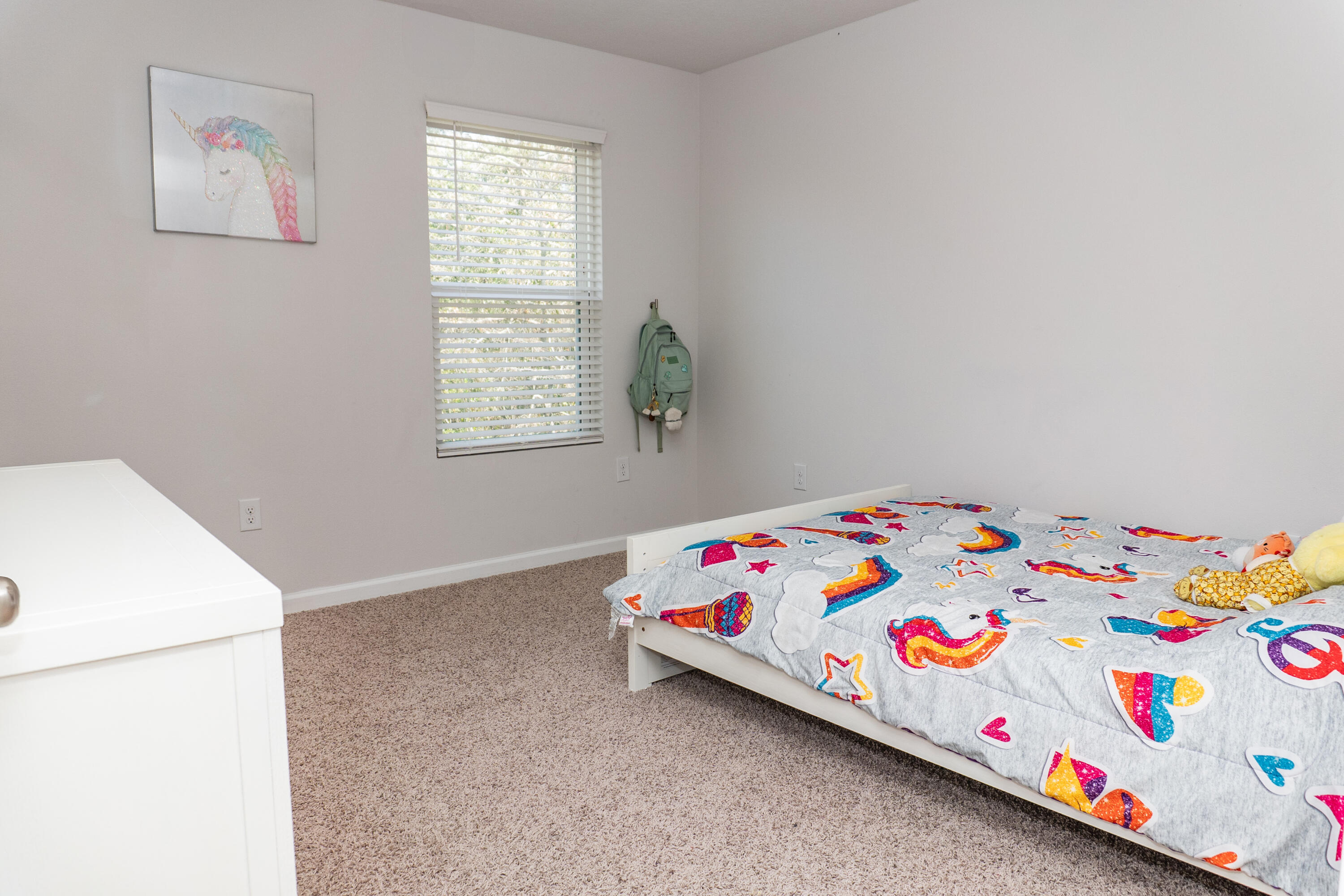 LAKERIDGE EST - Residential Lease