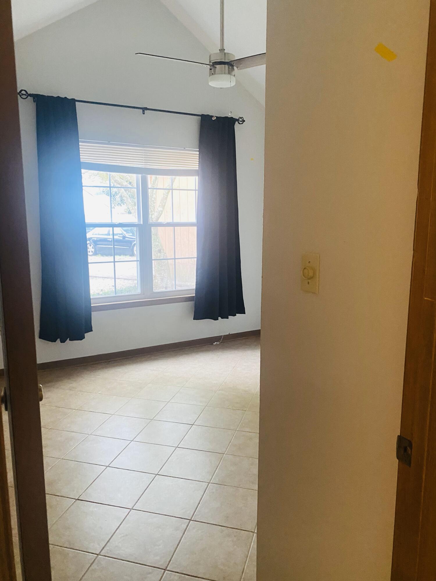 CANTERBURY WOODS - Residential Lease