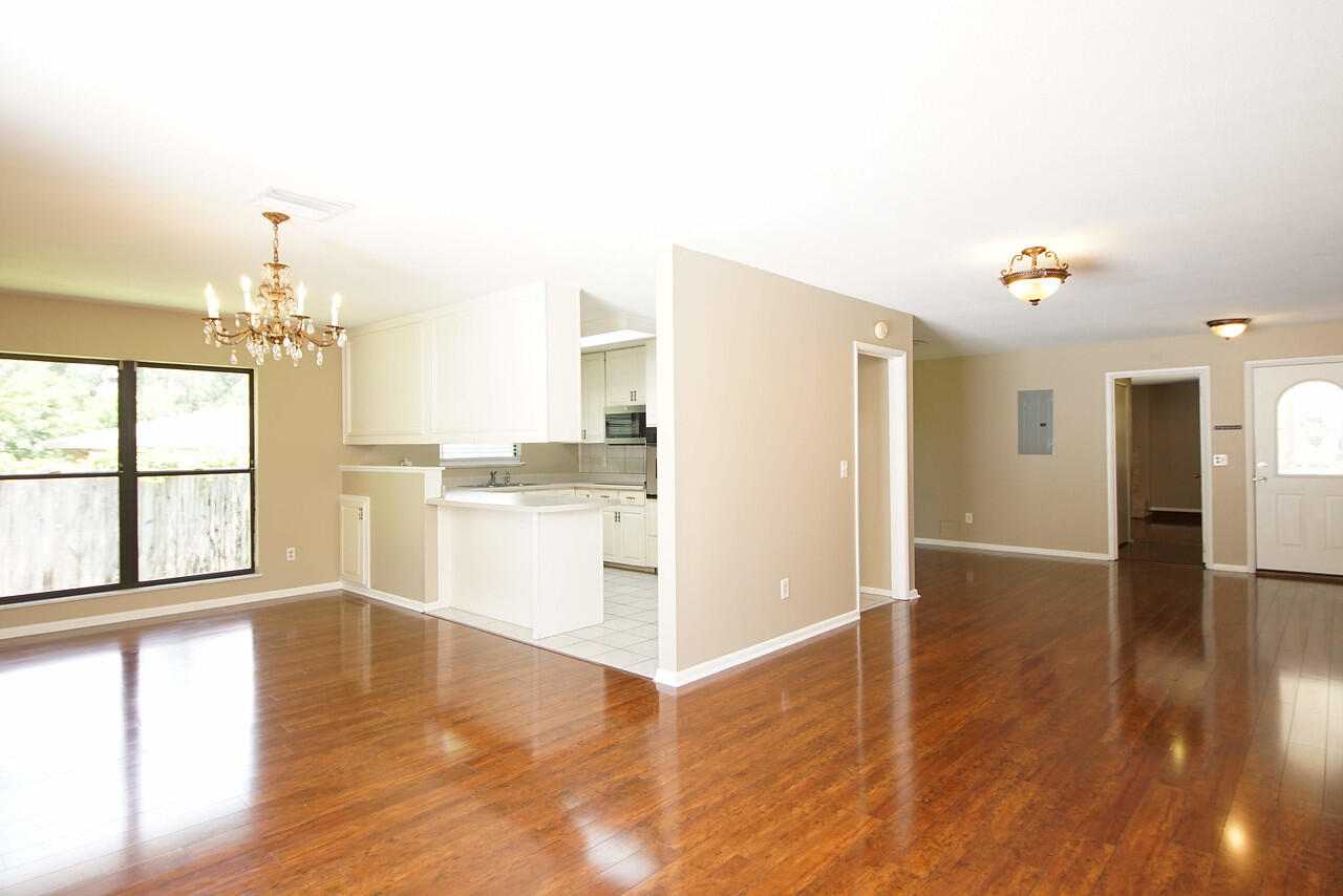 BAYOU WOODS - Residential