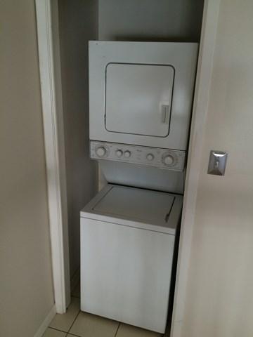 HOLIDAY ISLE - Residential Lease