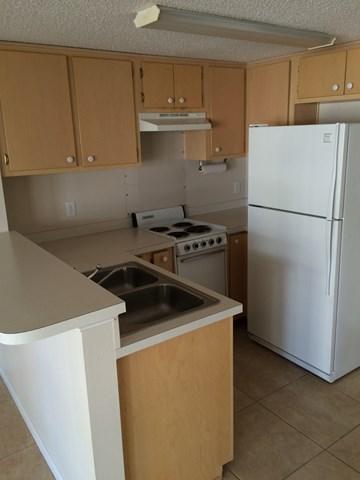 HOLIDAY ISLE - Residential Lease