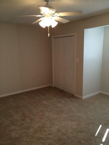 HOLIDAY ISLE - Residential Lease