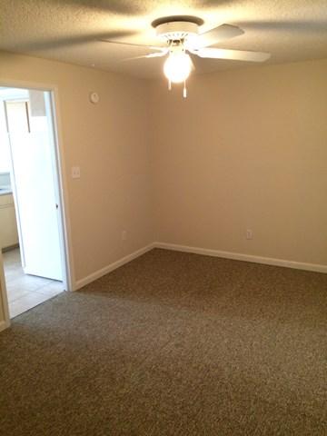 HOLIDAY ISLE - Residential Lease