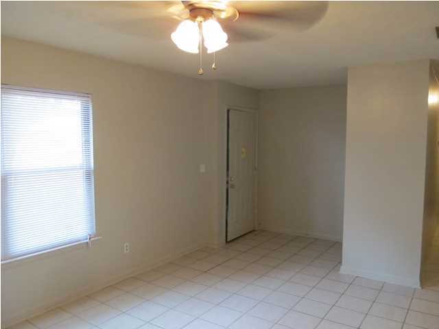 PALM ESTATES UNIT 2 - Residential Lease