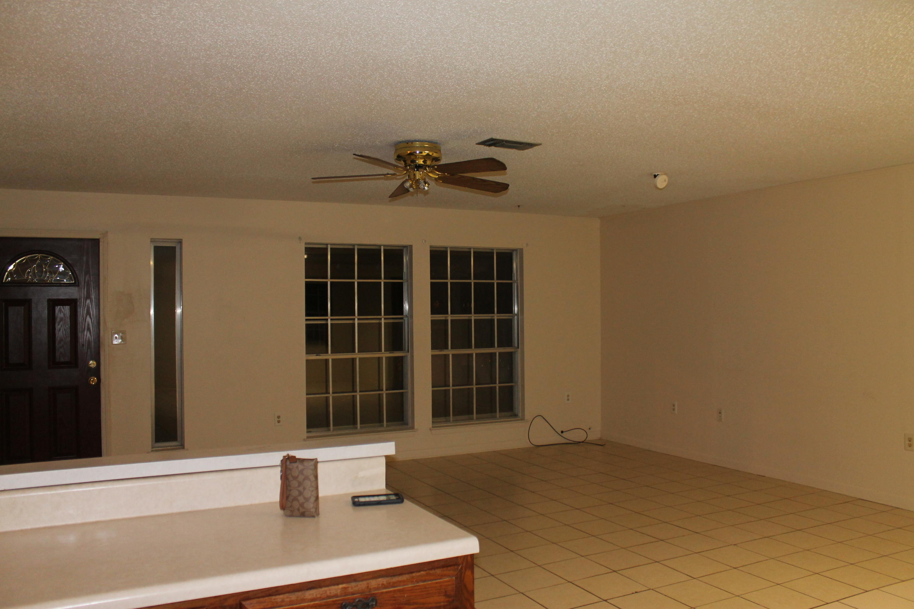 WYNNEHAVEN BEACH ESTATES 1ST ADDN - Residential Lease