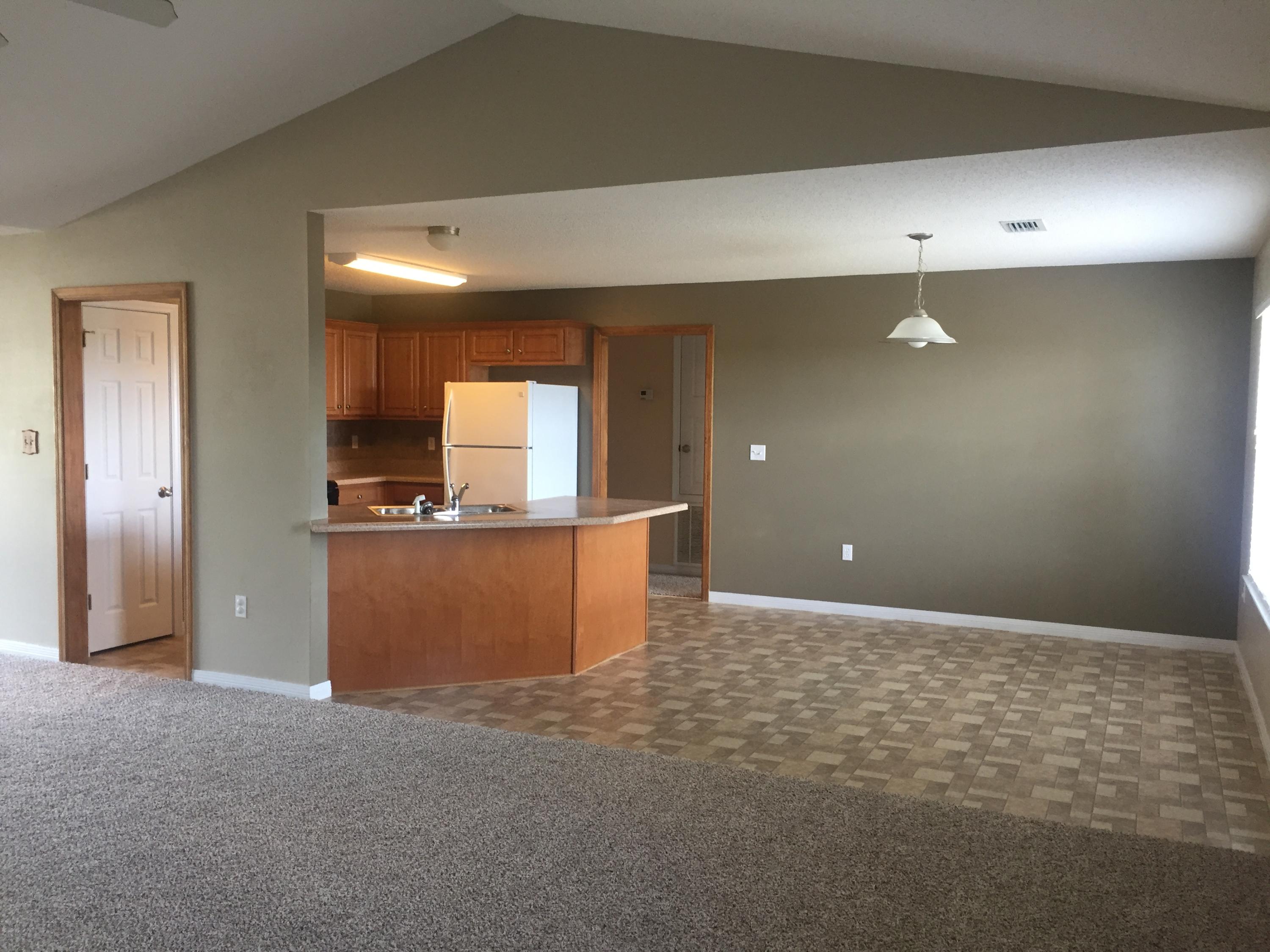 OLD BETHEL ESTATES PH I - Residential Lease