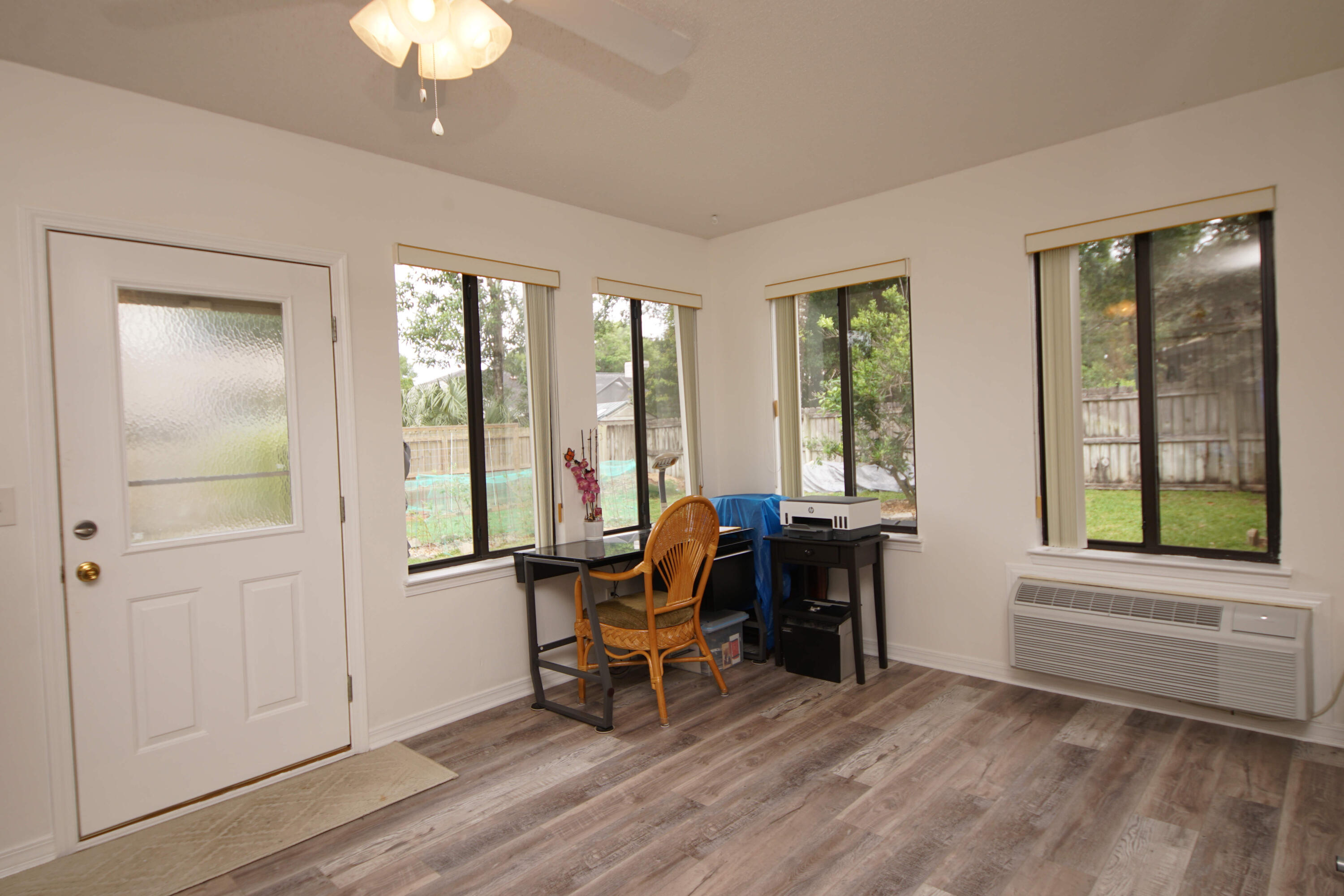 ROCKYWOOD PH 4 - Residential Lease