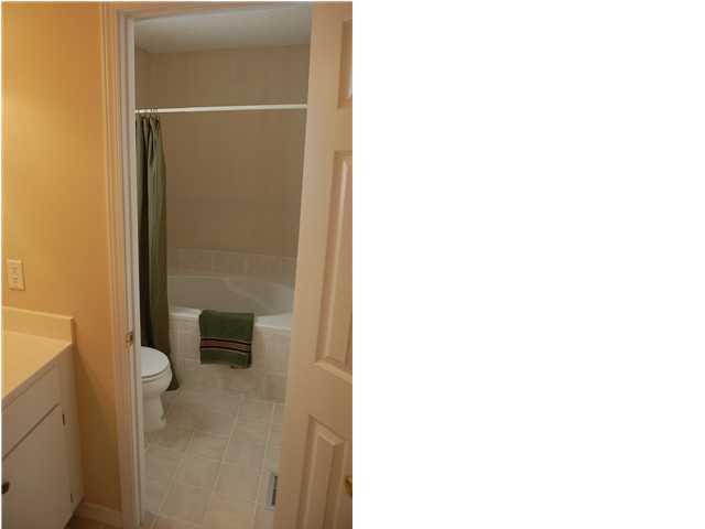 CRESCENT SHORES - Residential Lease